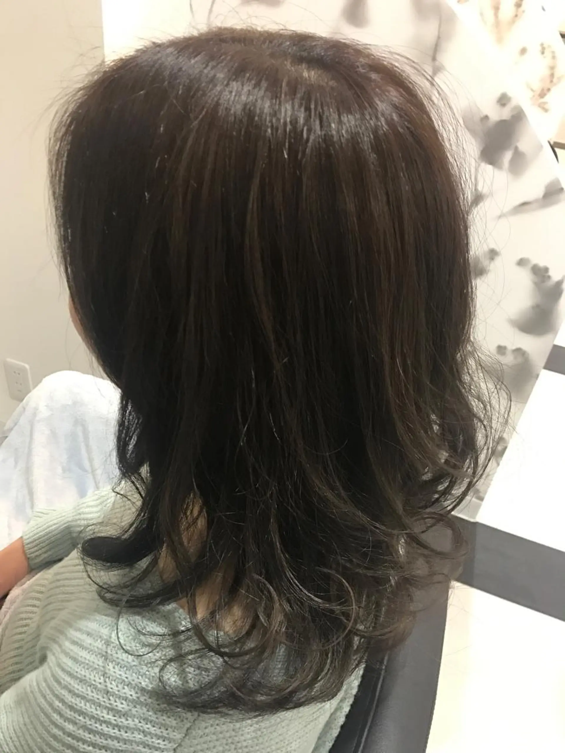 セミロング 馬渕 由梨のヘアスタイル