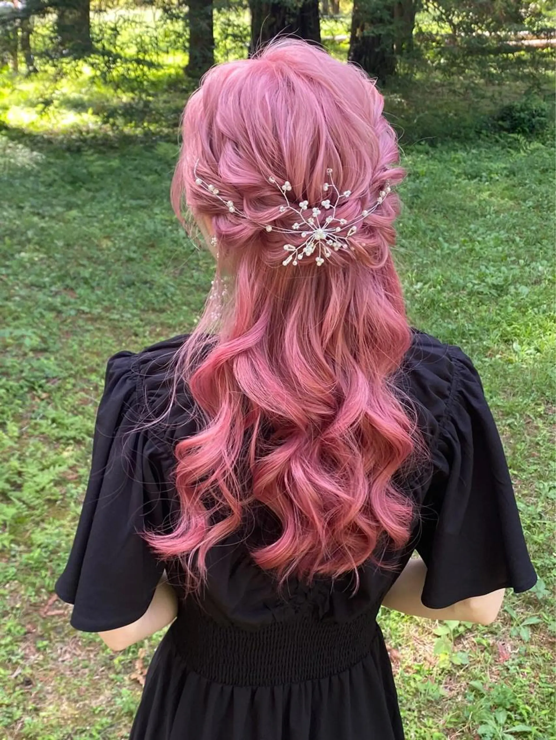 セミロング ハイトーンブリーチ 土坂　由志【京都】のヘアスタイル