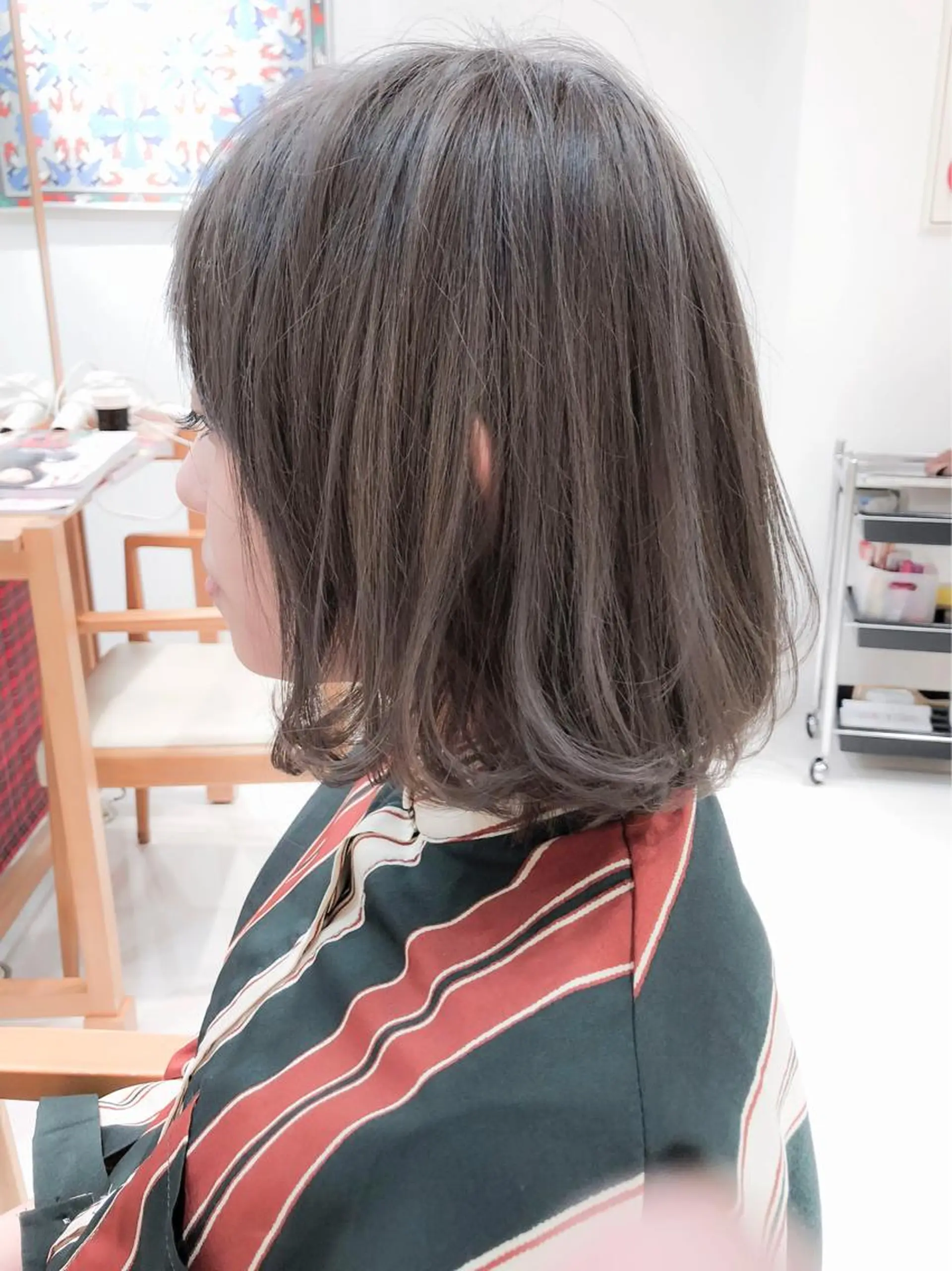ショート アッシュ アッシュグレー アッシュグレージュ ヘアカラー トリートメント Days 透明感カラーのヘアスタイル