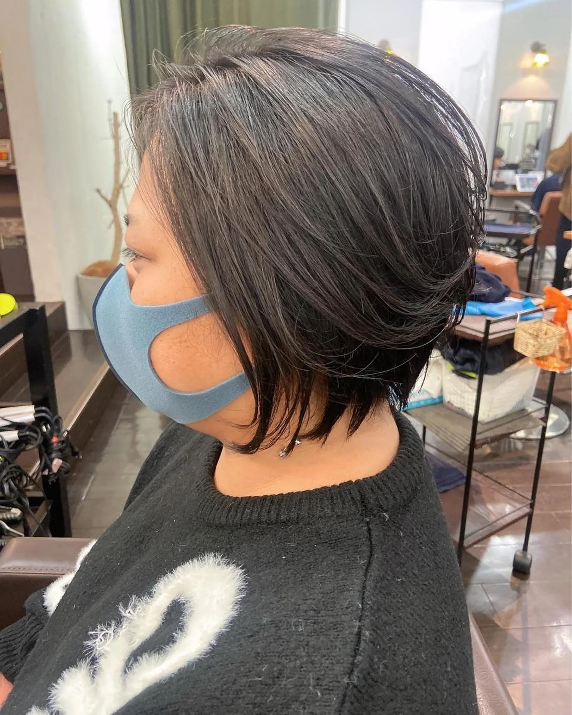 ミディアム カラー パーマ ヘアアレンジ メンズ キッズ ネイル マツエク・マツパ アイブロウ マッシュ 刈り上げ メンズウルフカット アッシュ ブラウンカラー ヘッドスパ 久木原 ゆりのヘアスタイル