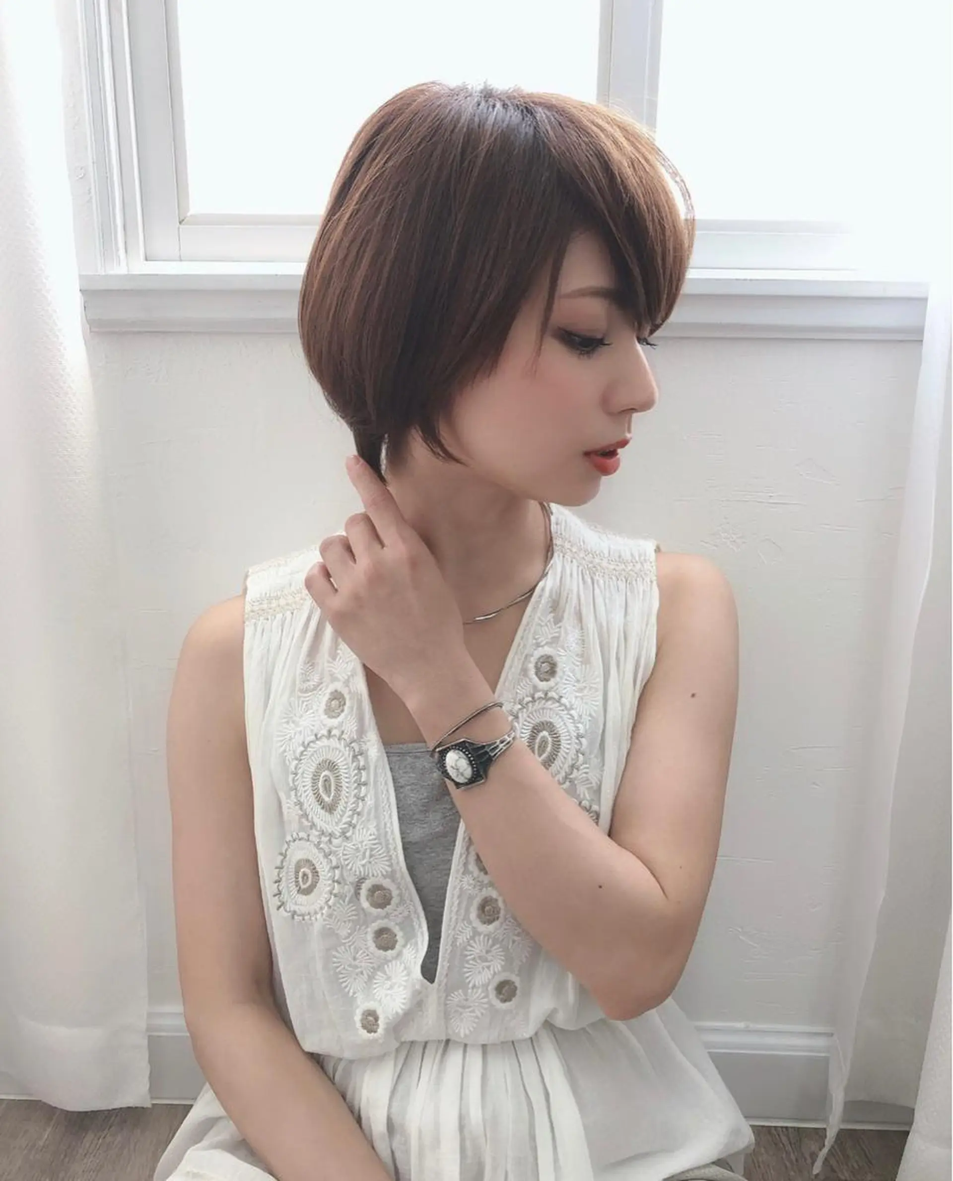 ショート カラー リルウヘアー 天王寺のヘアスタイル