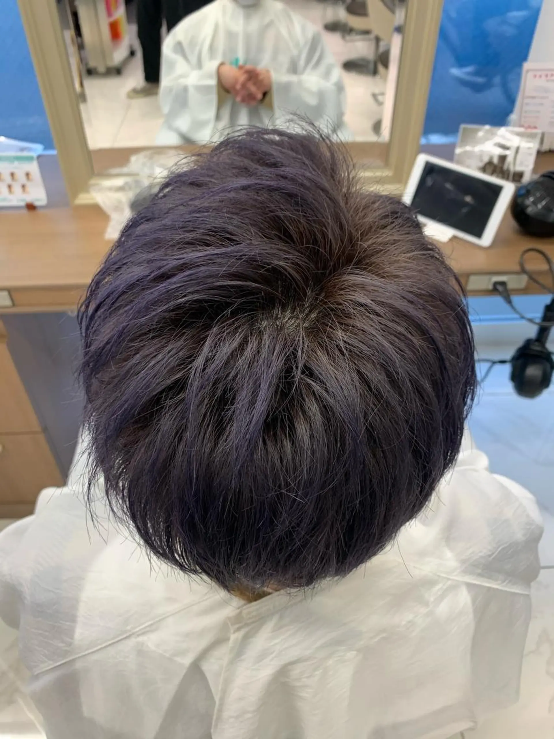 カラー メンズ 渡部凌我 小顔ウルフ ハイトーンカラーのヘアスタイル