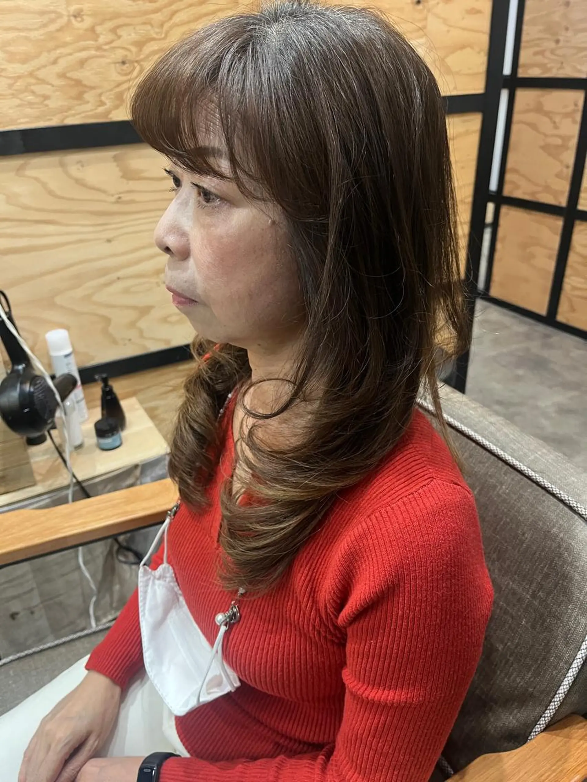 ミディアム カラー パーマ ヘアアレンジ メンズ キッズ ネイル マツエク・マツパ アイブロウ メンズブリーチ メンズハイライト メンズインナーカラー メンズ韓国風 ブリーチ ヘッドスパ 久木原 ゆりのヘアスタイル