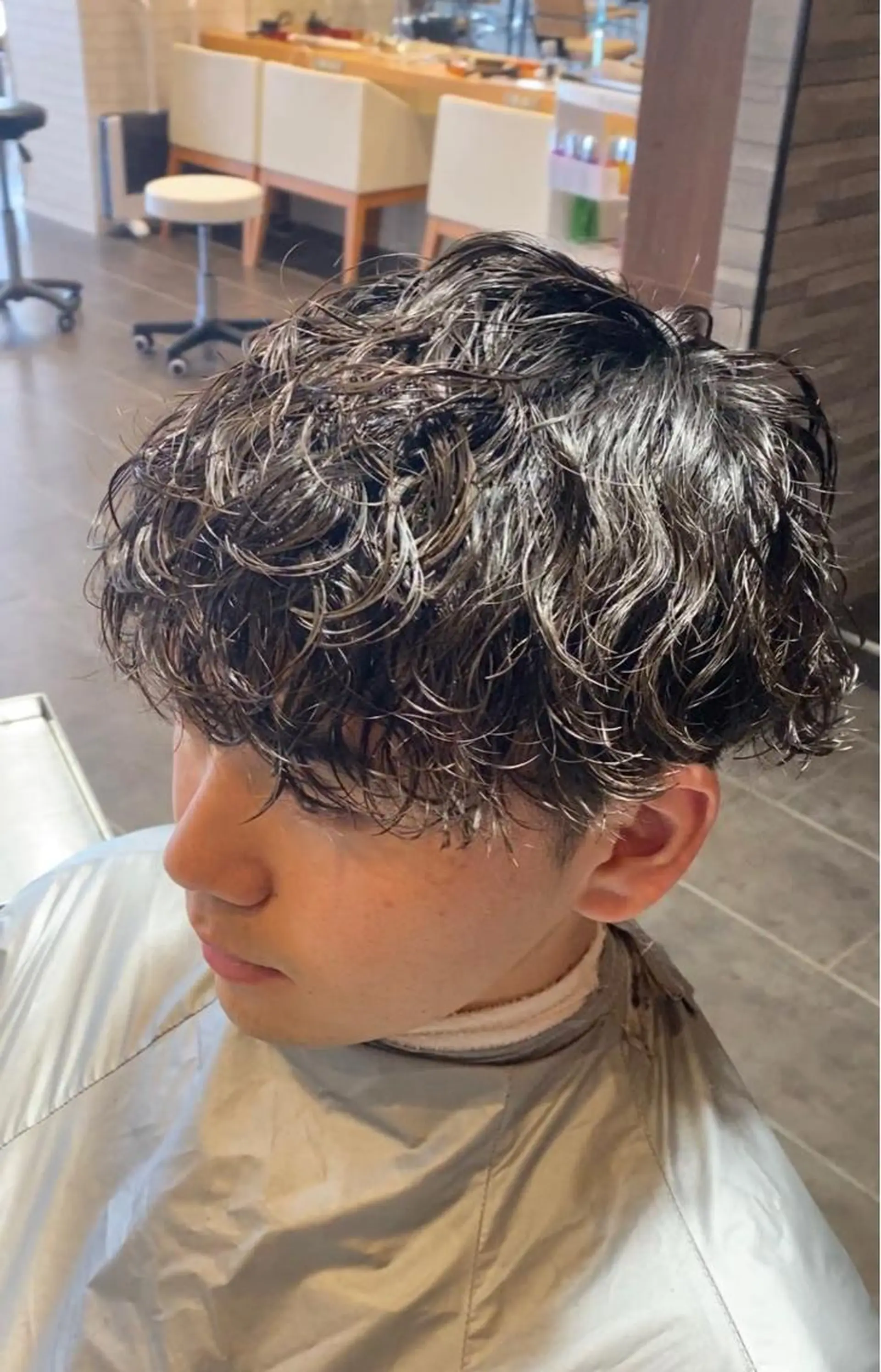 パーマ メンズ カット パーマ 尾崎 優也のヘアスタイル