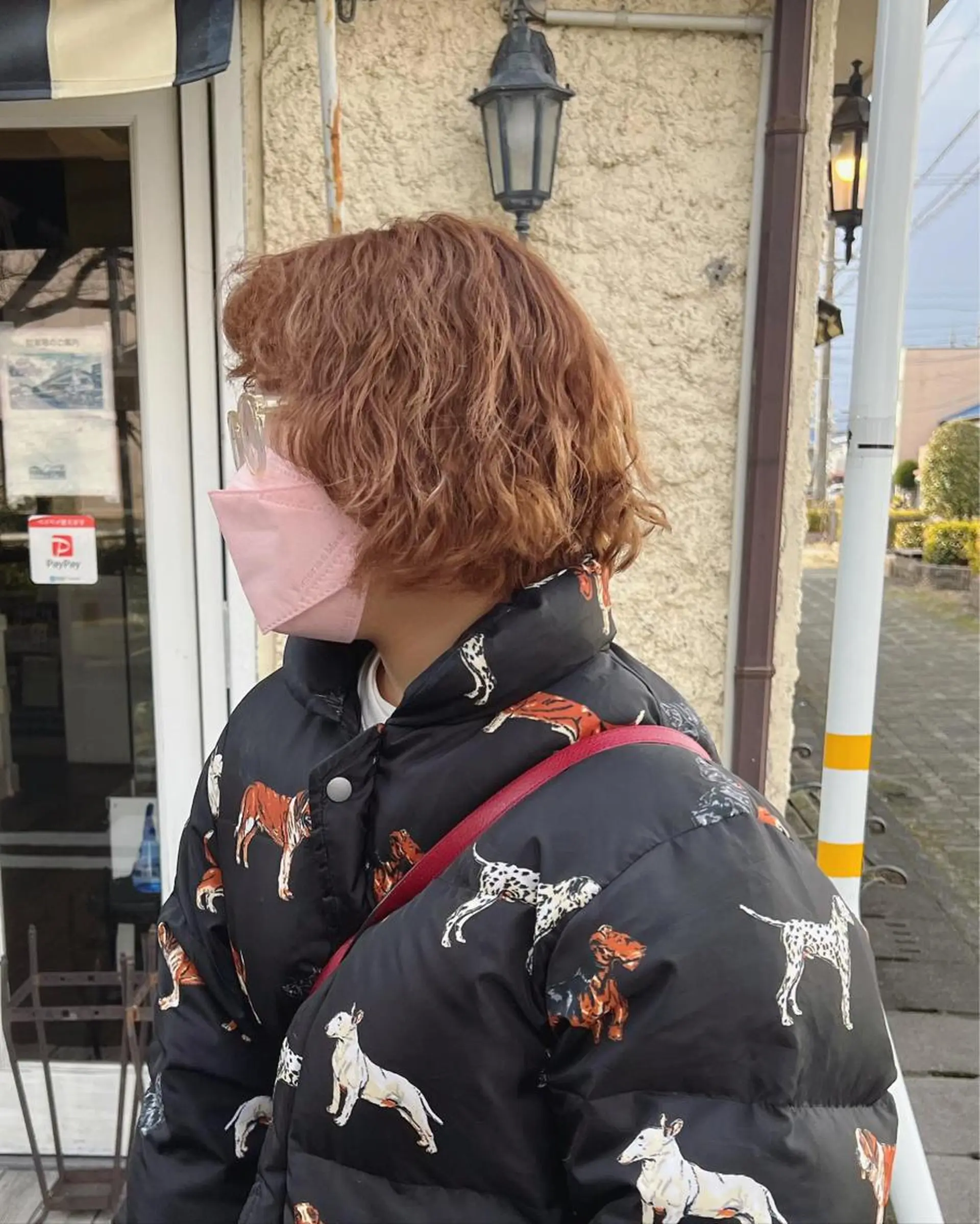 ショート パーマ tomo🍒パーマ ハイトーン似合わせのヘアスタイル