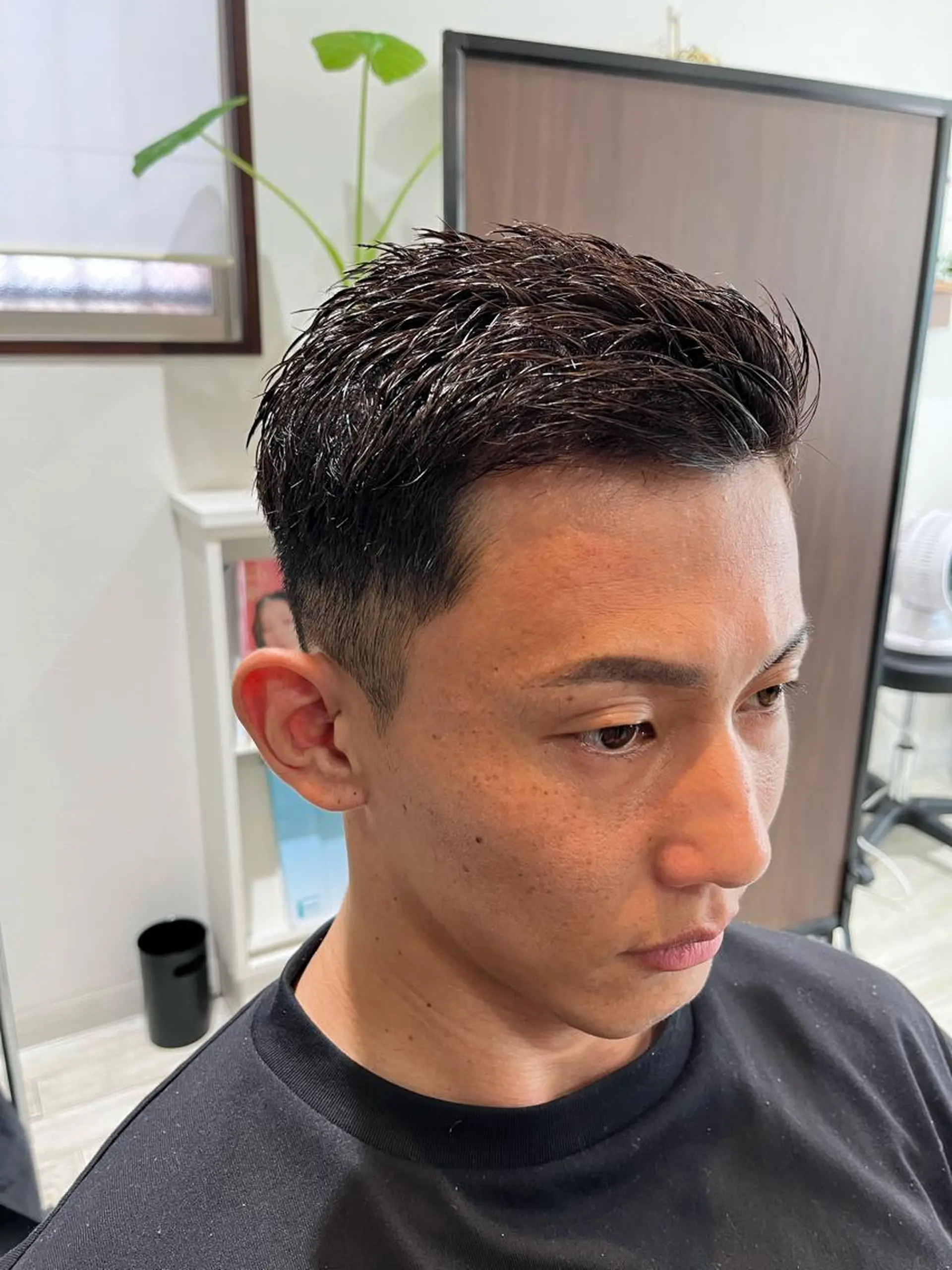 ショート メンズ 刈り上げ 岩井 駿のヘアスタイル