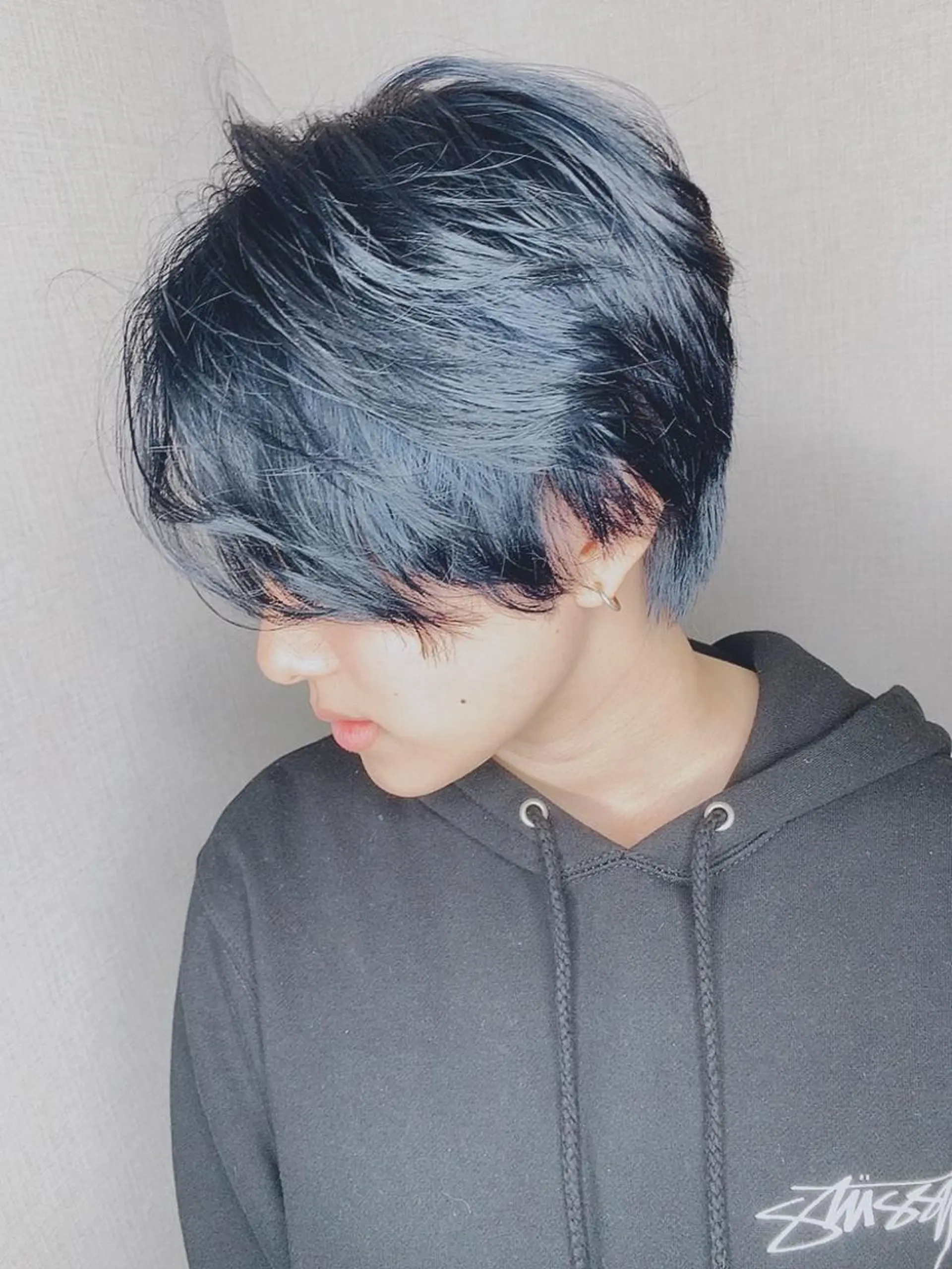 セミロング アッシュ ハイライト 髪質改善 レイヤーカット ヘアカラー Selene hair OSAKAのヘアスタイル