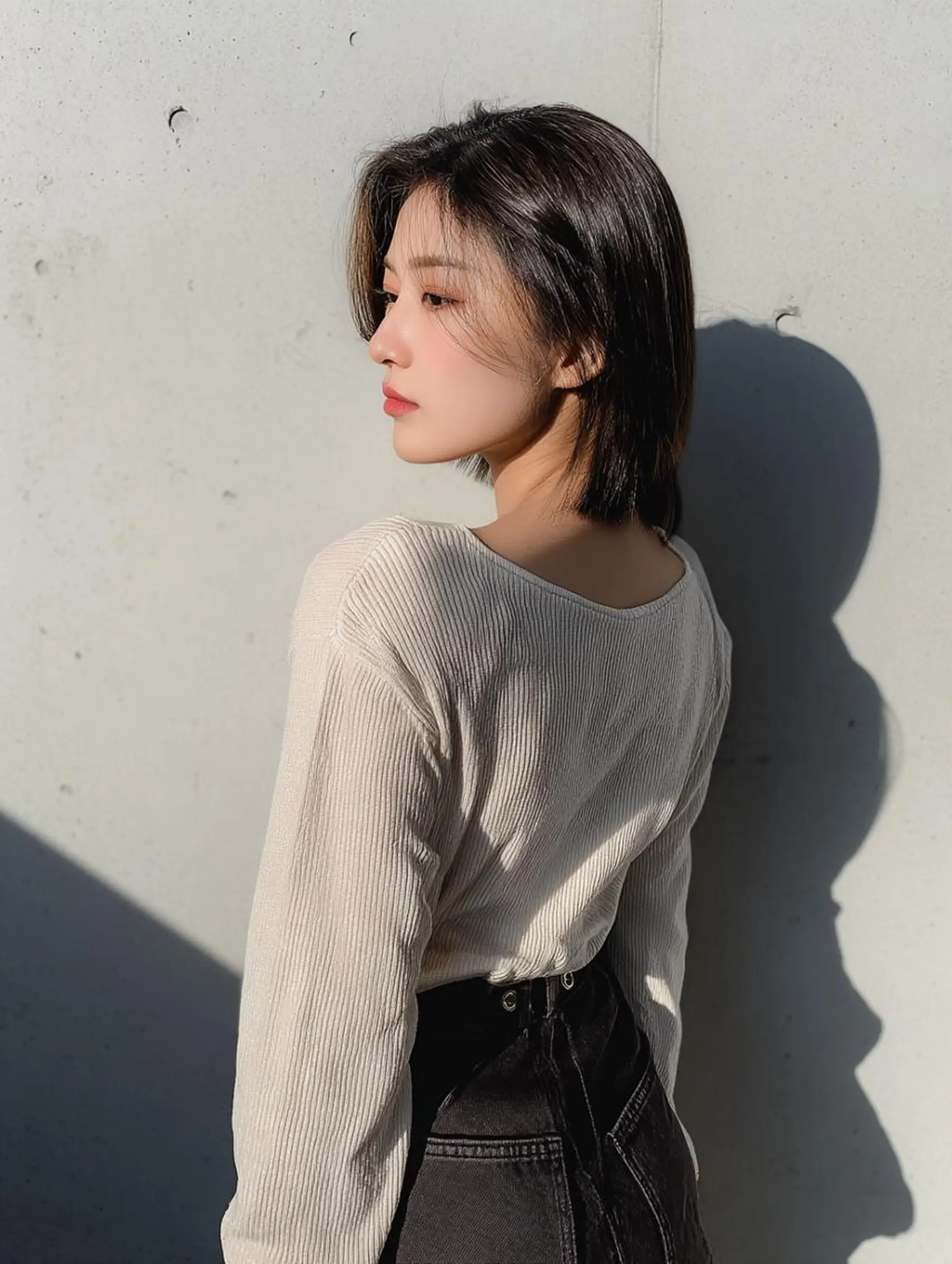 ショート カラー 黒髪 ボブ ブリーチお任せ🫧 tokute高円寺のヘアスタイル