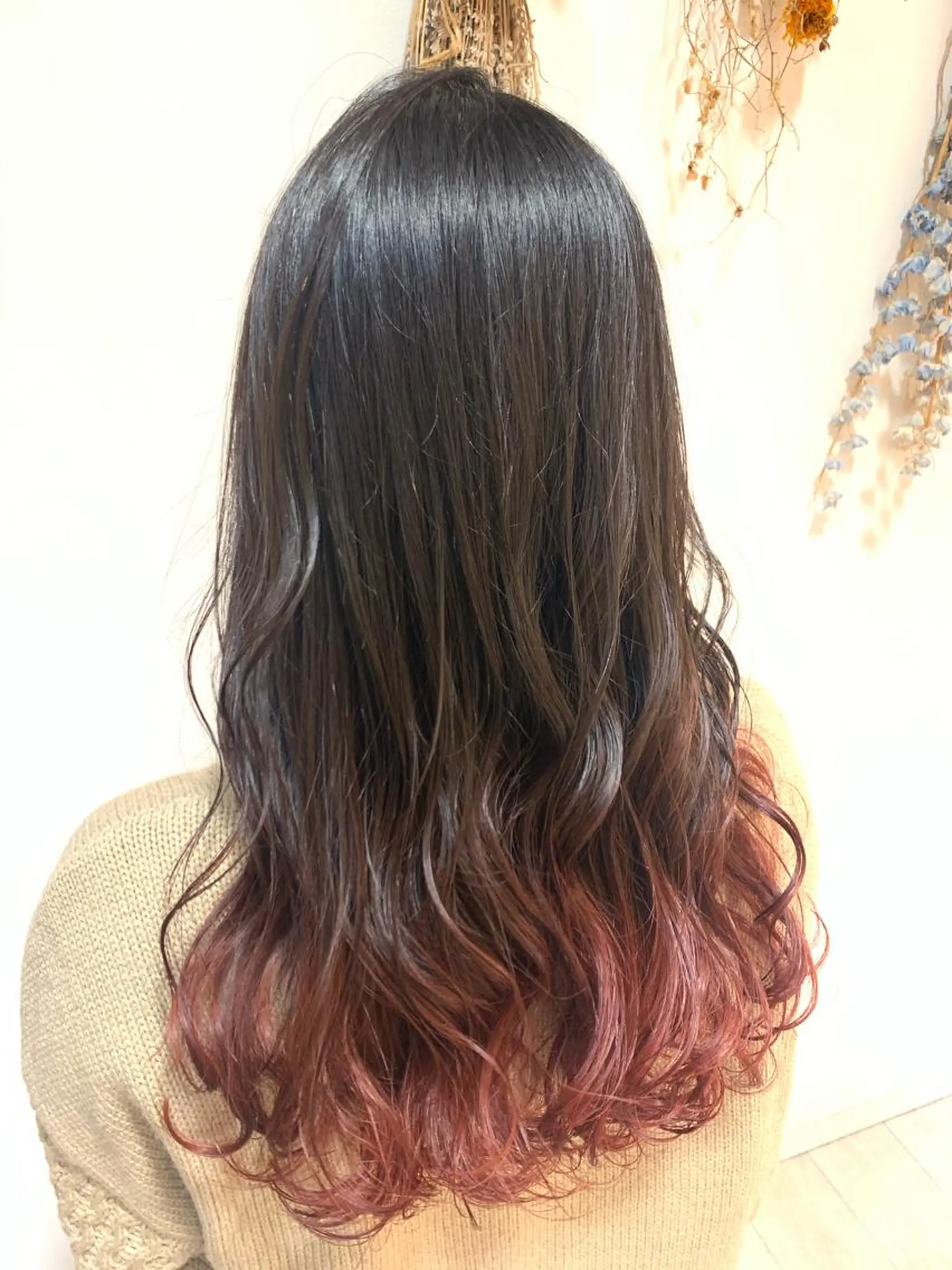 カラー 朝倉 美月のヘアスタイル