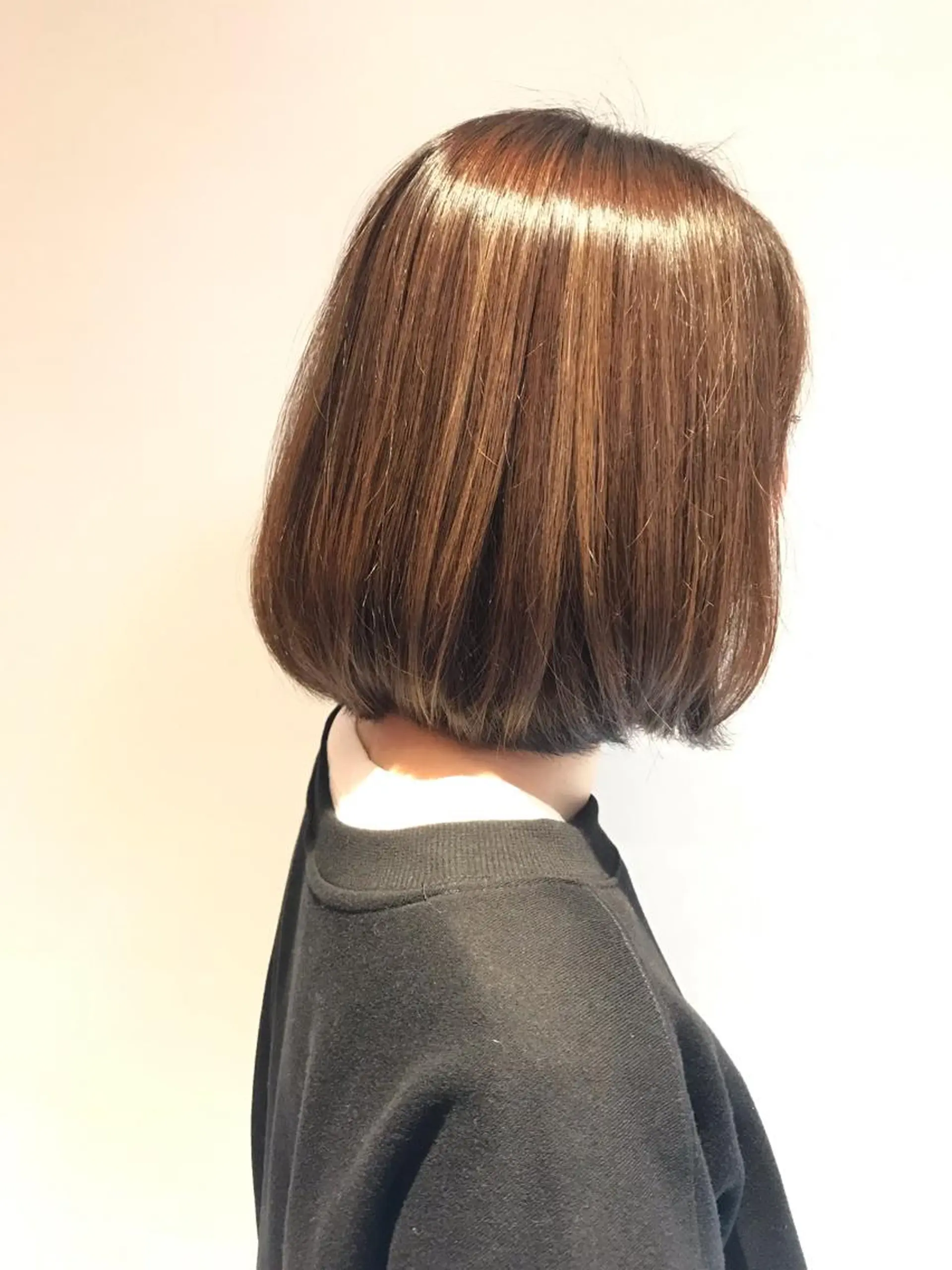 ミディアム カラー BIANCO北堀江 AKANEのヘアスタイル