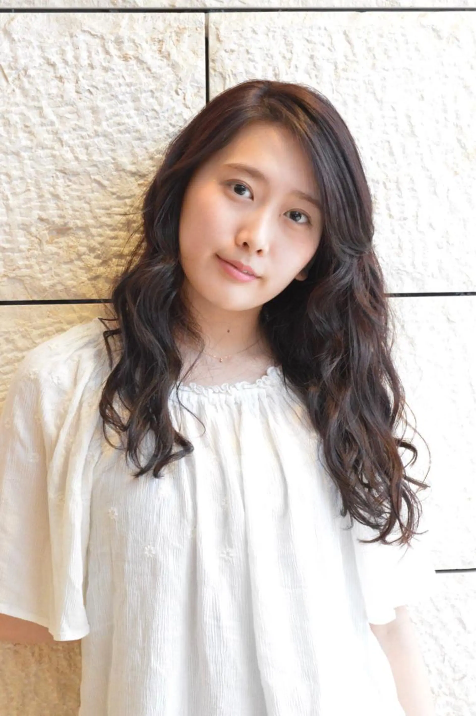 ミディアム パーマ 星 沙織のヘアスタイル