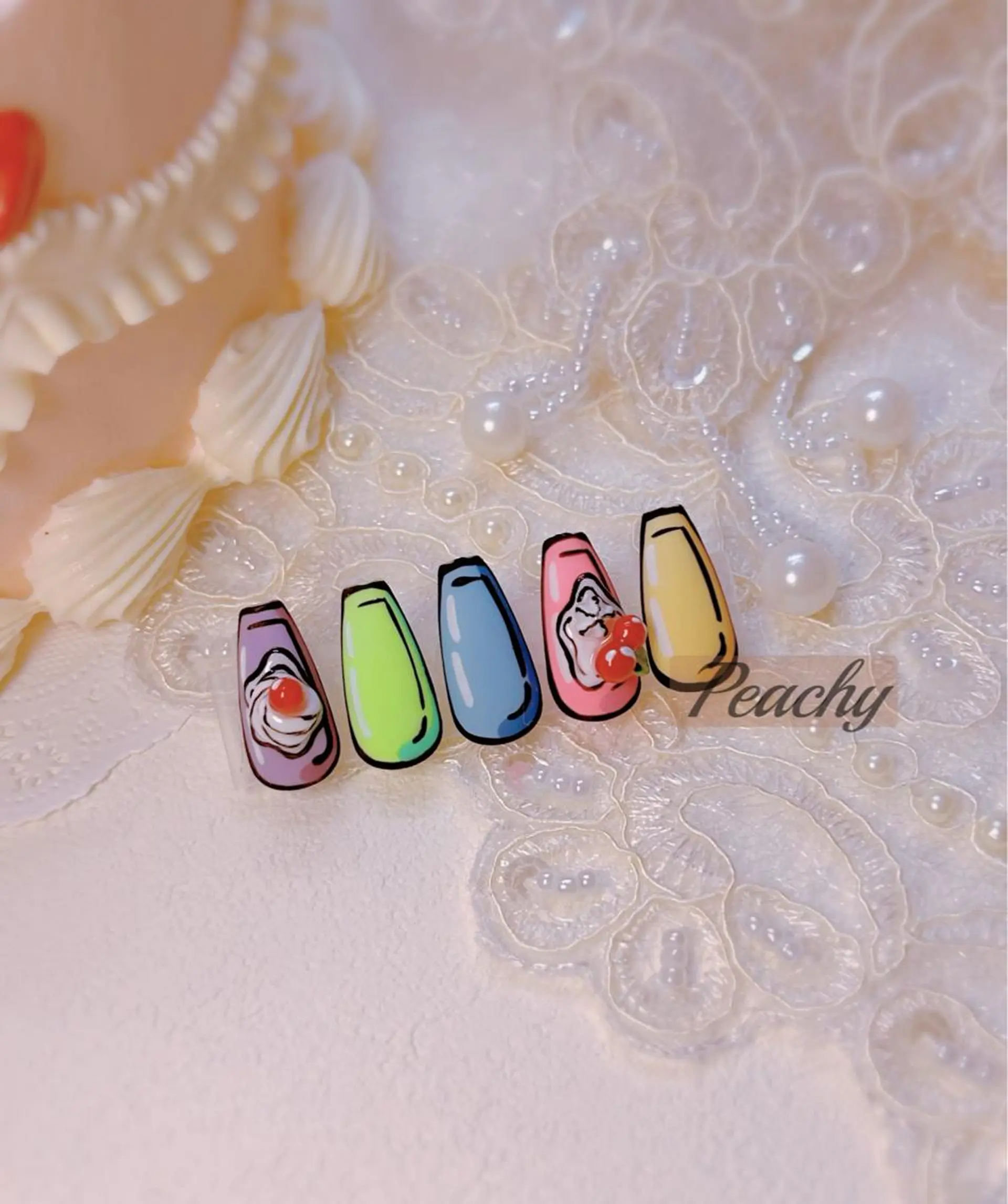 ネイル ハンドネイル Peachy 🍑のネイルデザイン