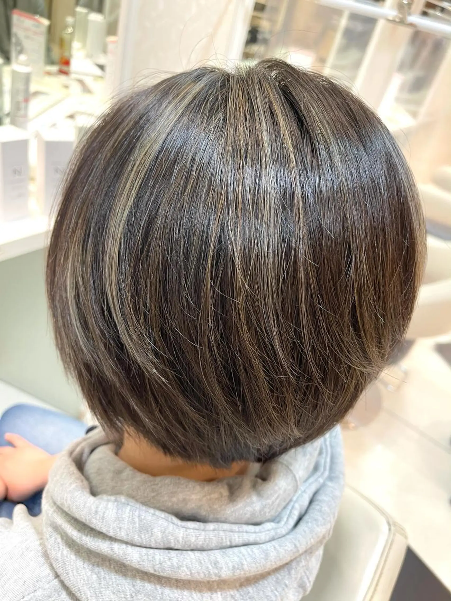 ショート カラー 透明感カラー ハイライトカラー ハイライト 髪質改善 カット ヘアカラー トリートメント 🌈ぷる艶カラー🌈 髪質改善👑柳沼尚貴のヘアスタイル