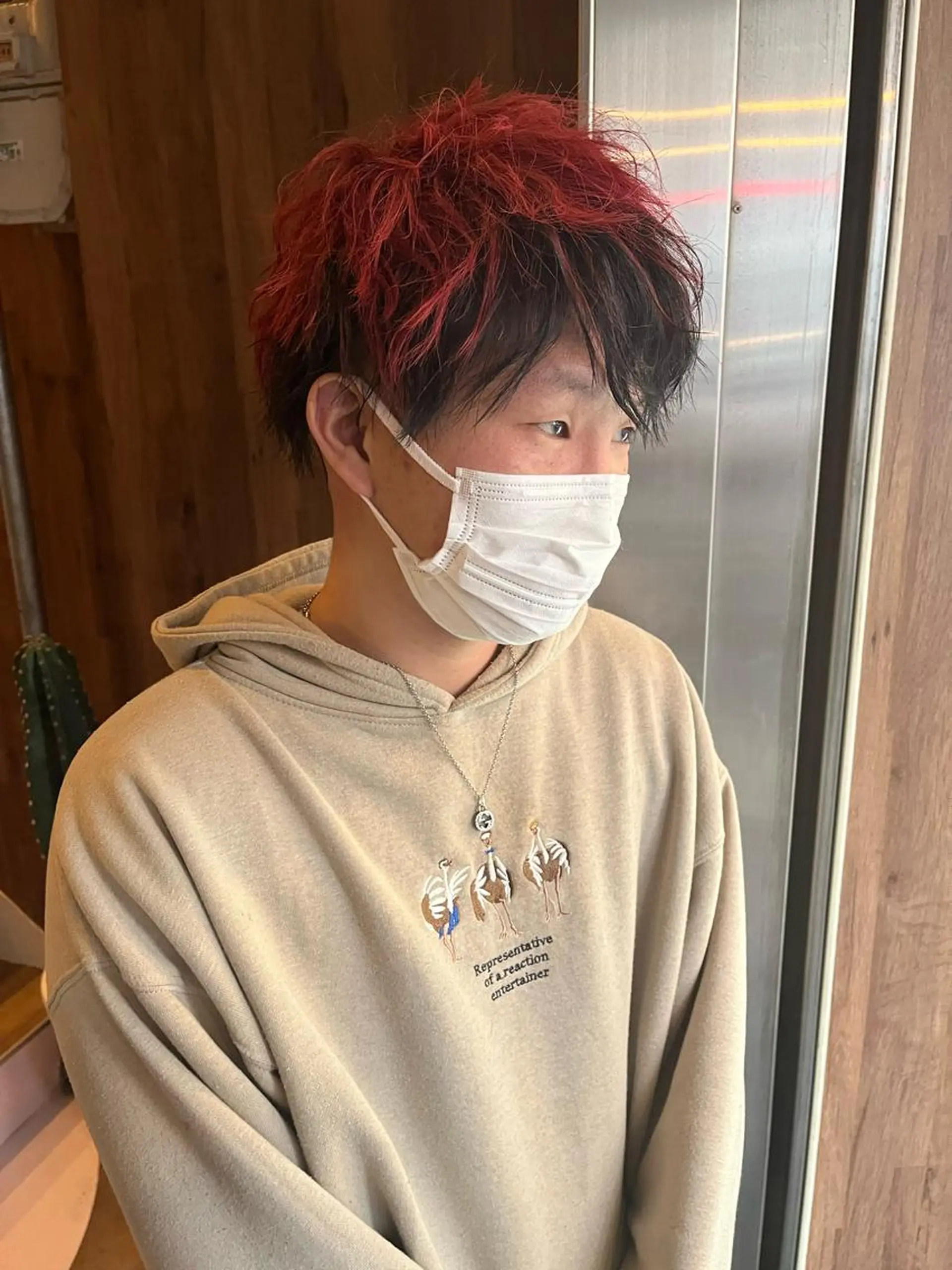 ミディアム カラー メンズ ミディアムパーマ アップバング フェードカット メンズハイライト メンズ韓国風 カット ヘアカラー AVANCE.難波 店長 松元のヘアスタイル