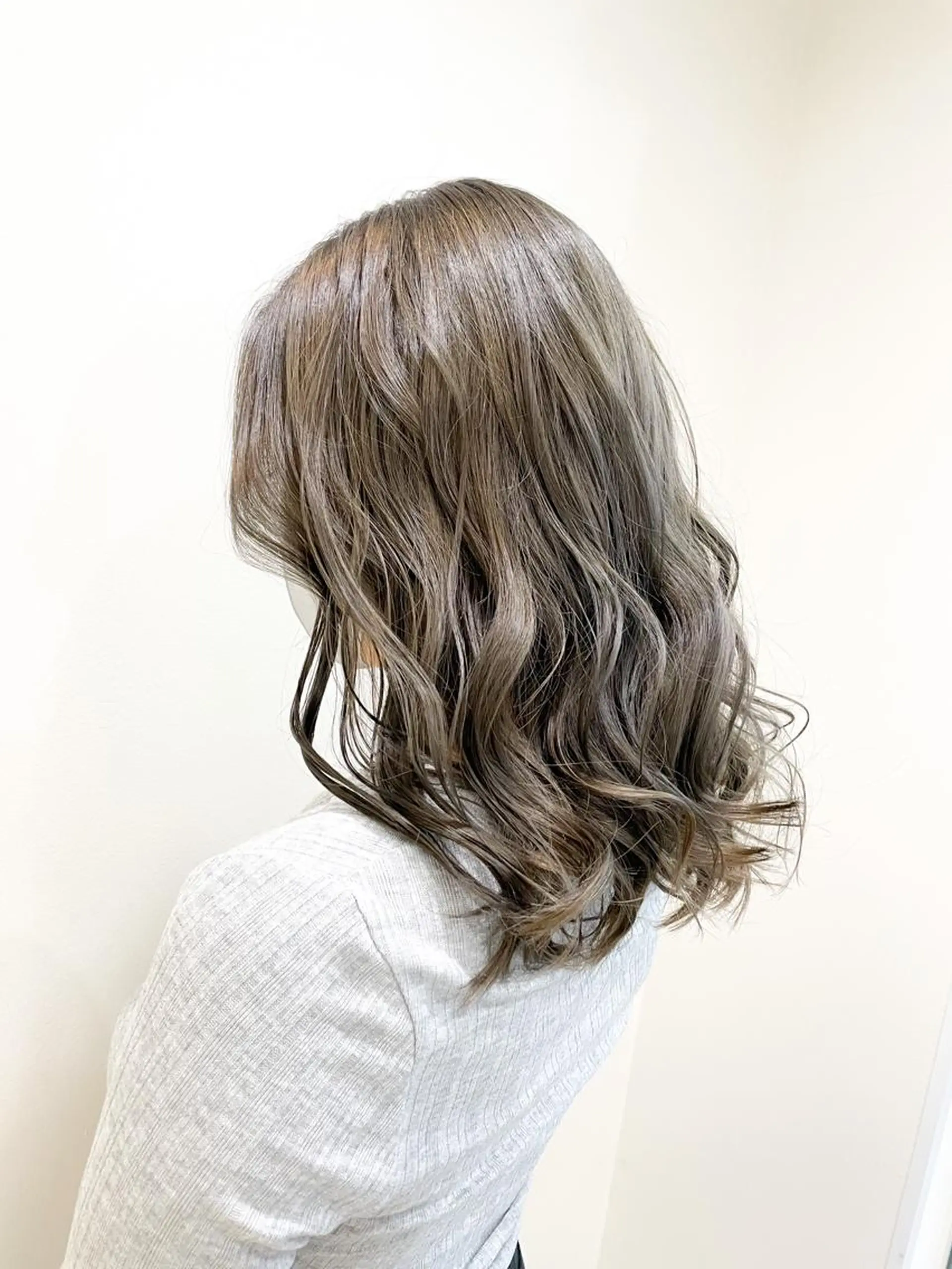 セミロング カラー 縮毛矯正/髪質改善 /韓国風　山川春輝のヘアスタイル