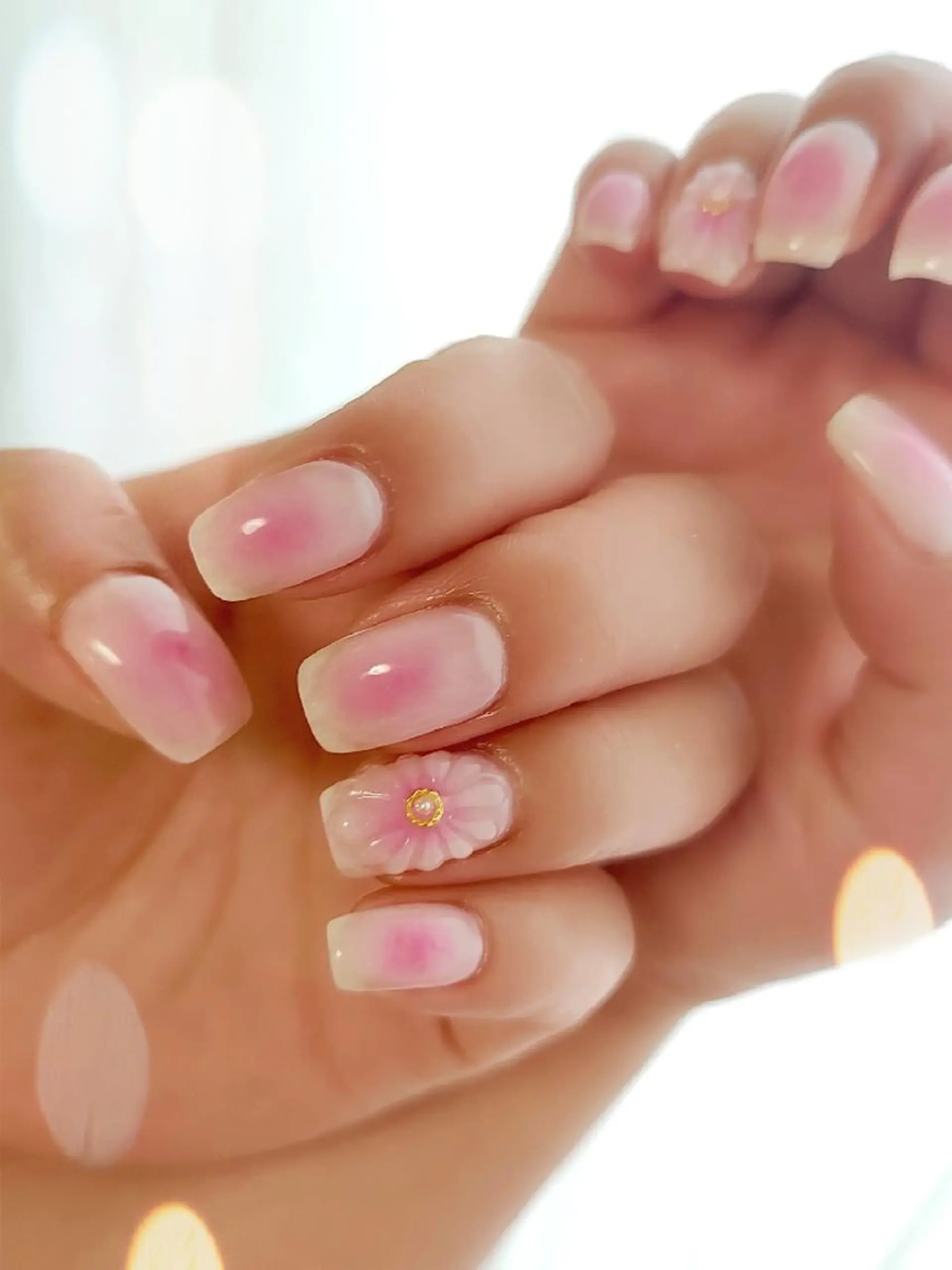 ネイル チークネイル ぷっくりネイル ハンドネイル RUNWAY 　　の眉毛・アイブロウイメージ