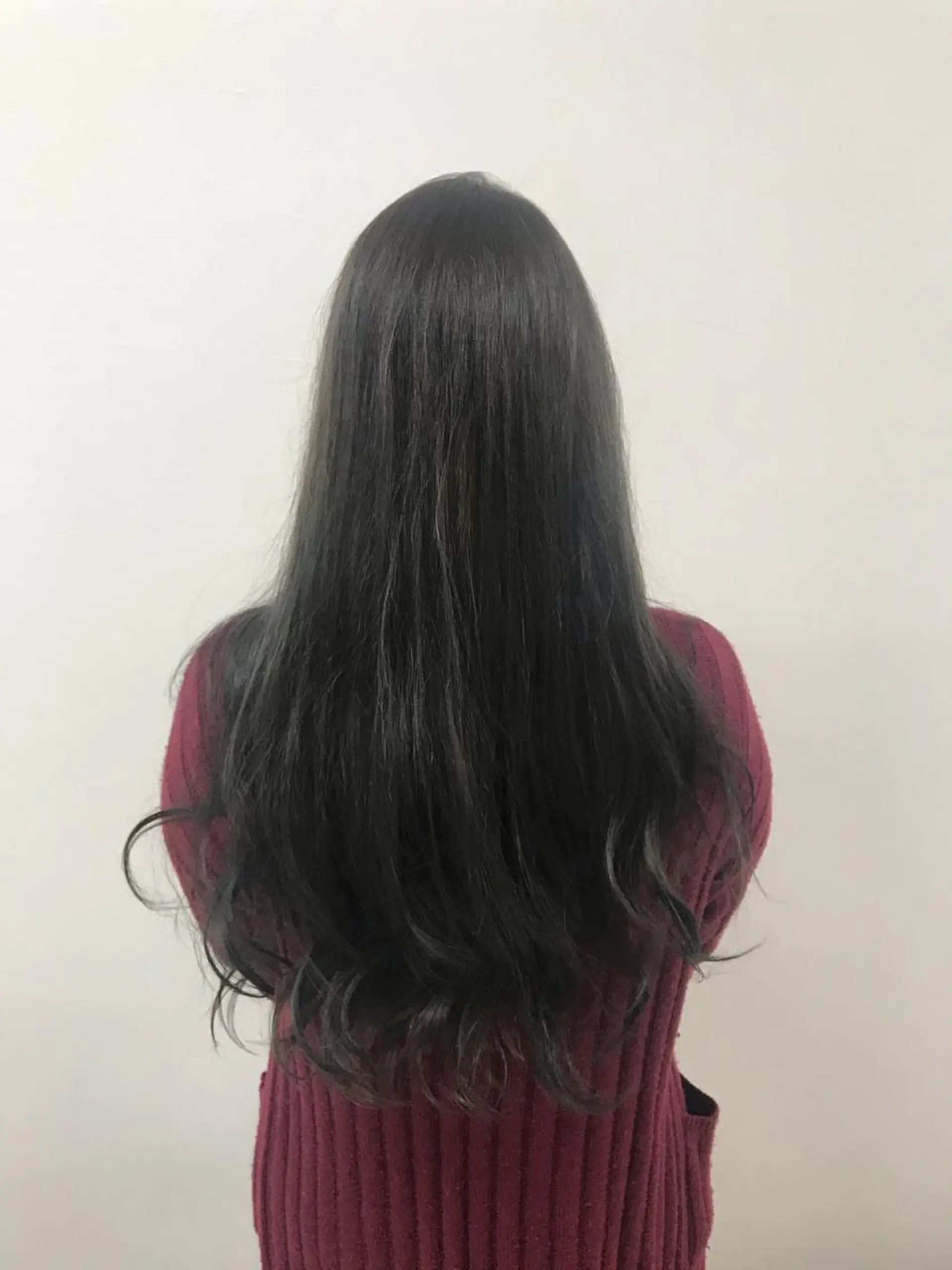 ロング カラー KAITOH ATSUSHIのヘアスタイル