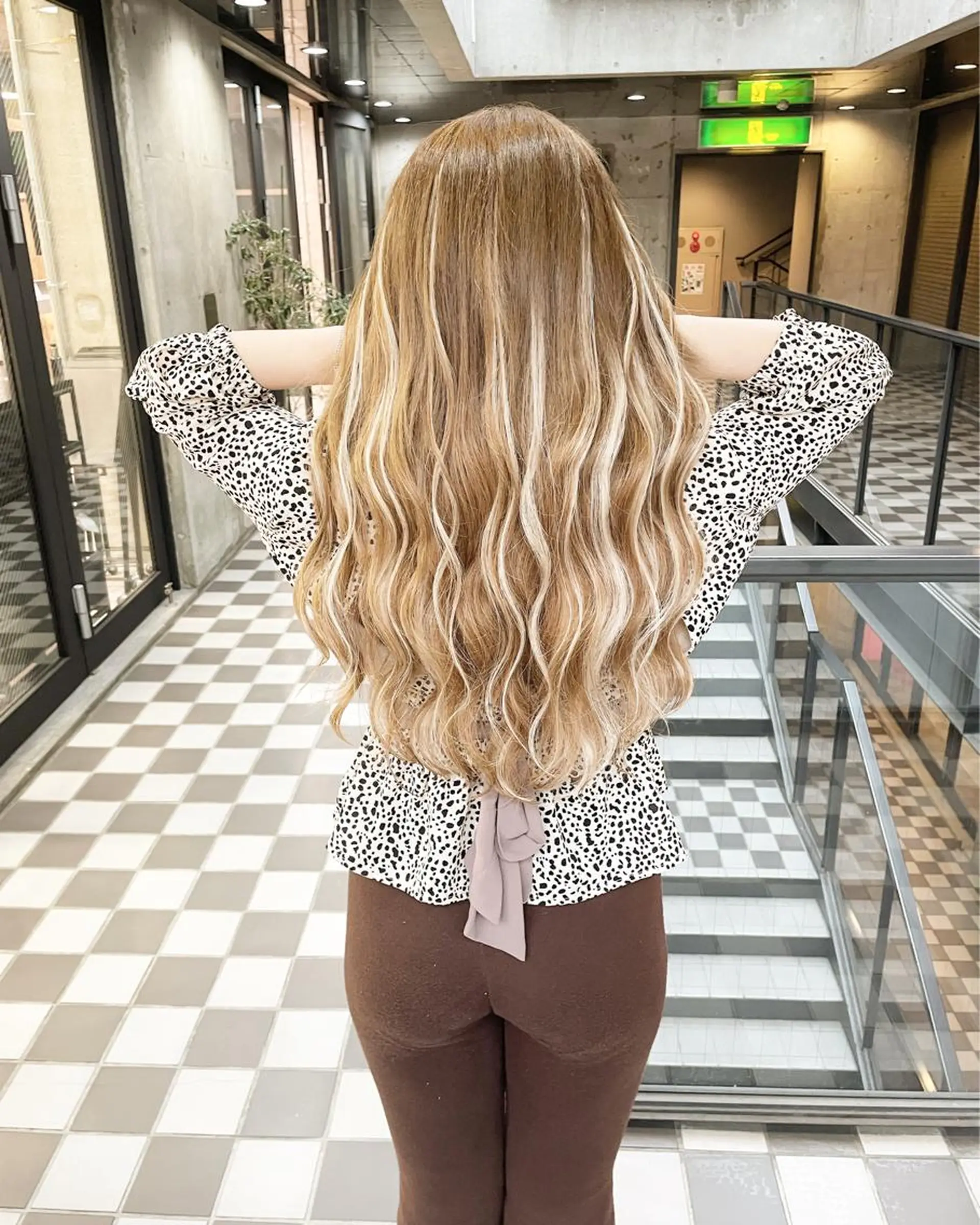 ロング カラー ヘアアレンジ ヘアカラー エクステ TATSUYA アートディレクターのヘアスタイル