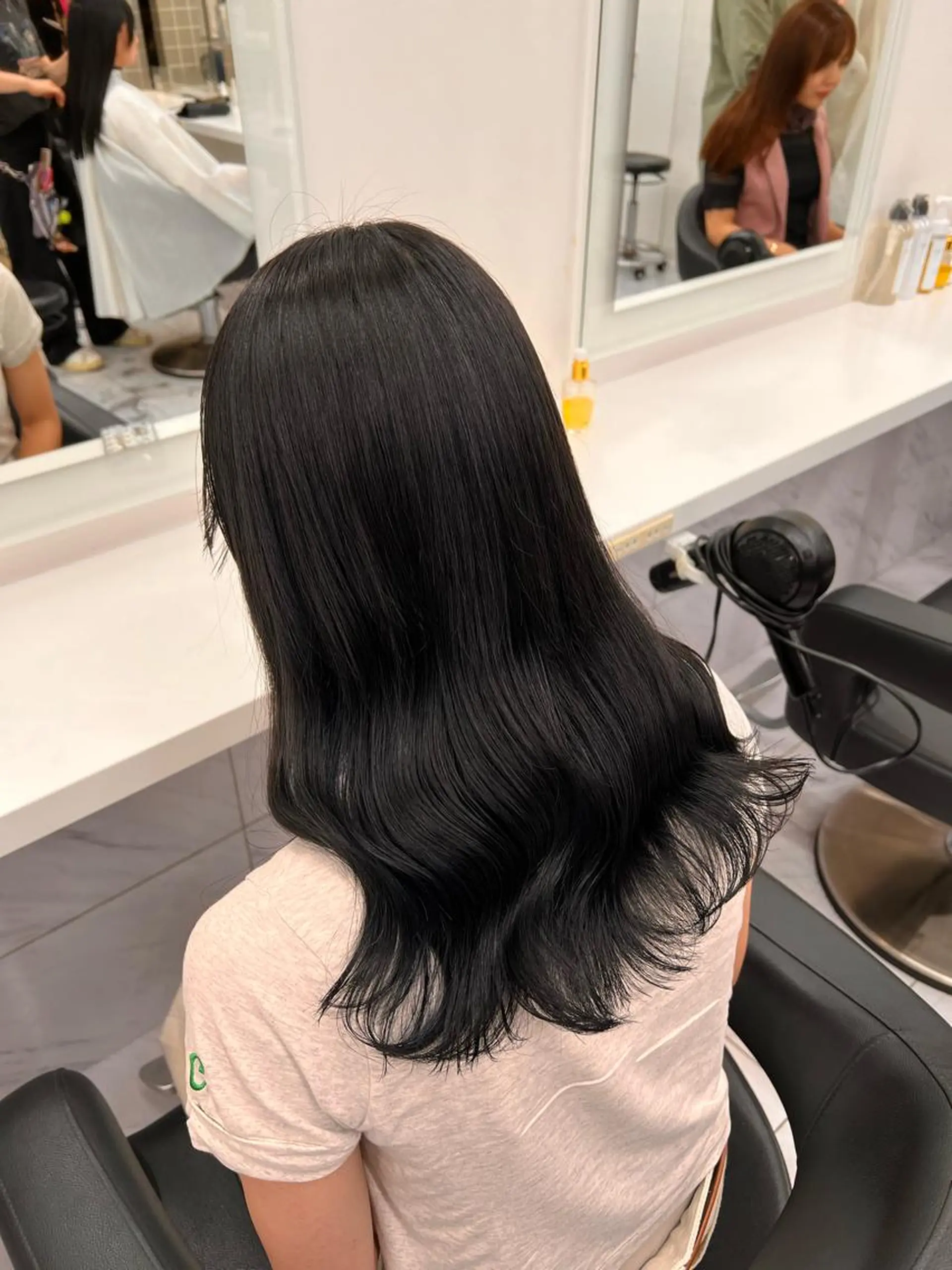 セミロング 💖札幌カラー 指名No.1💖玲奈のヘアスタイル