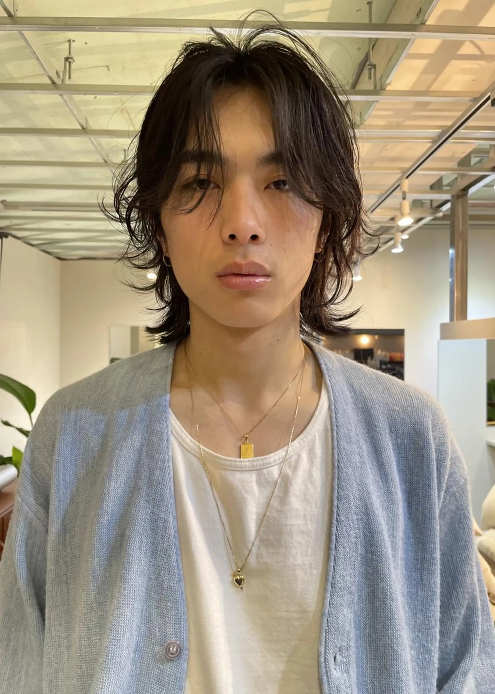 メンズ パーマ カラー ミディアム ショートボブ ミディアムパーマ メンズブリーチ メンズハイライト メンズインナーカラー カット ヘアカラー CEINE OURのヘアスタイル