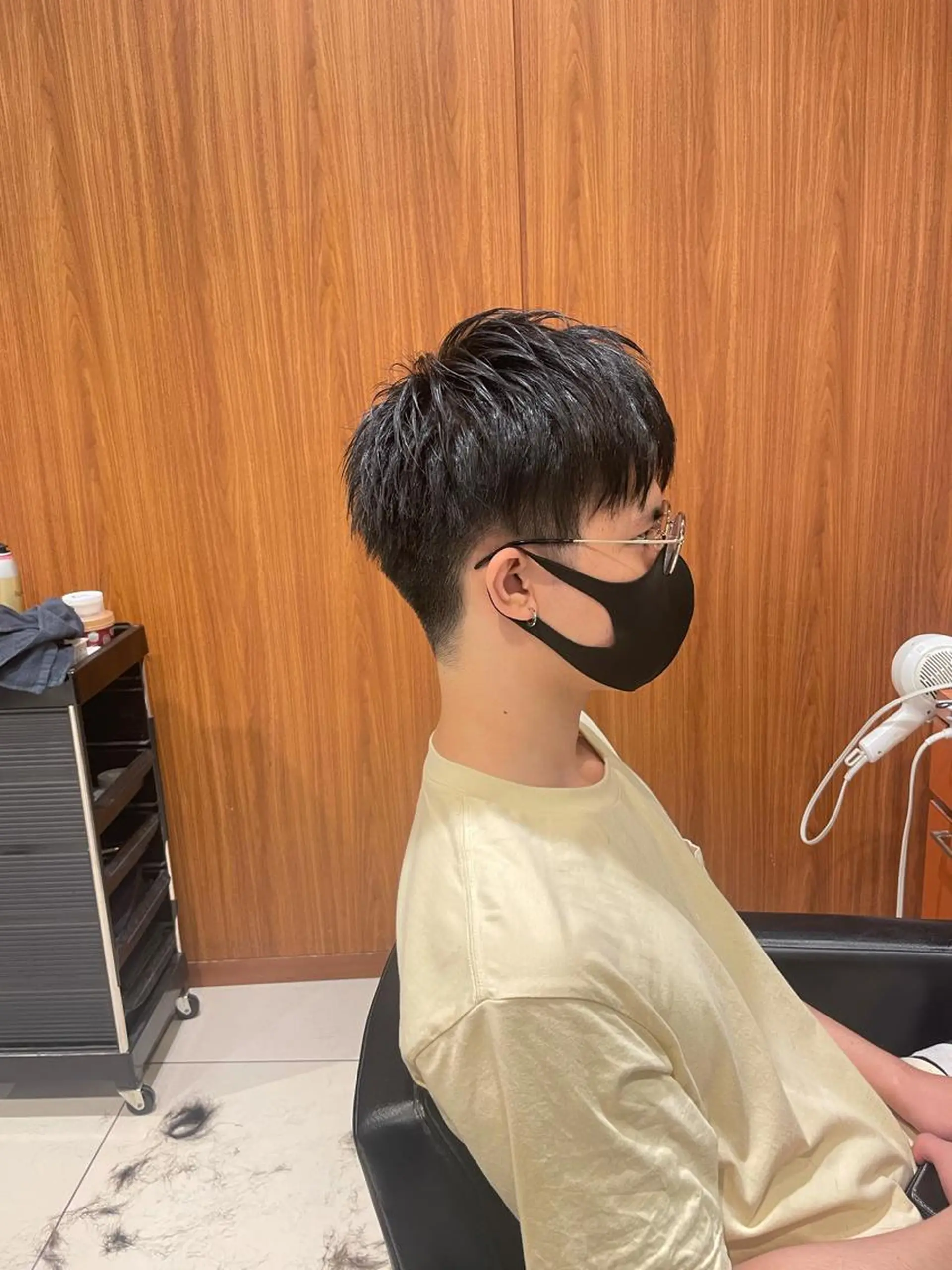 ショート メンズ マッシュ 刈り上げ ショートヘア 髙田 千華 髪質改善ストレートのヘアスタイル