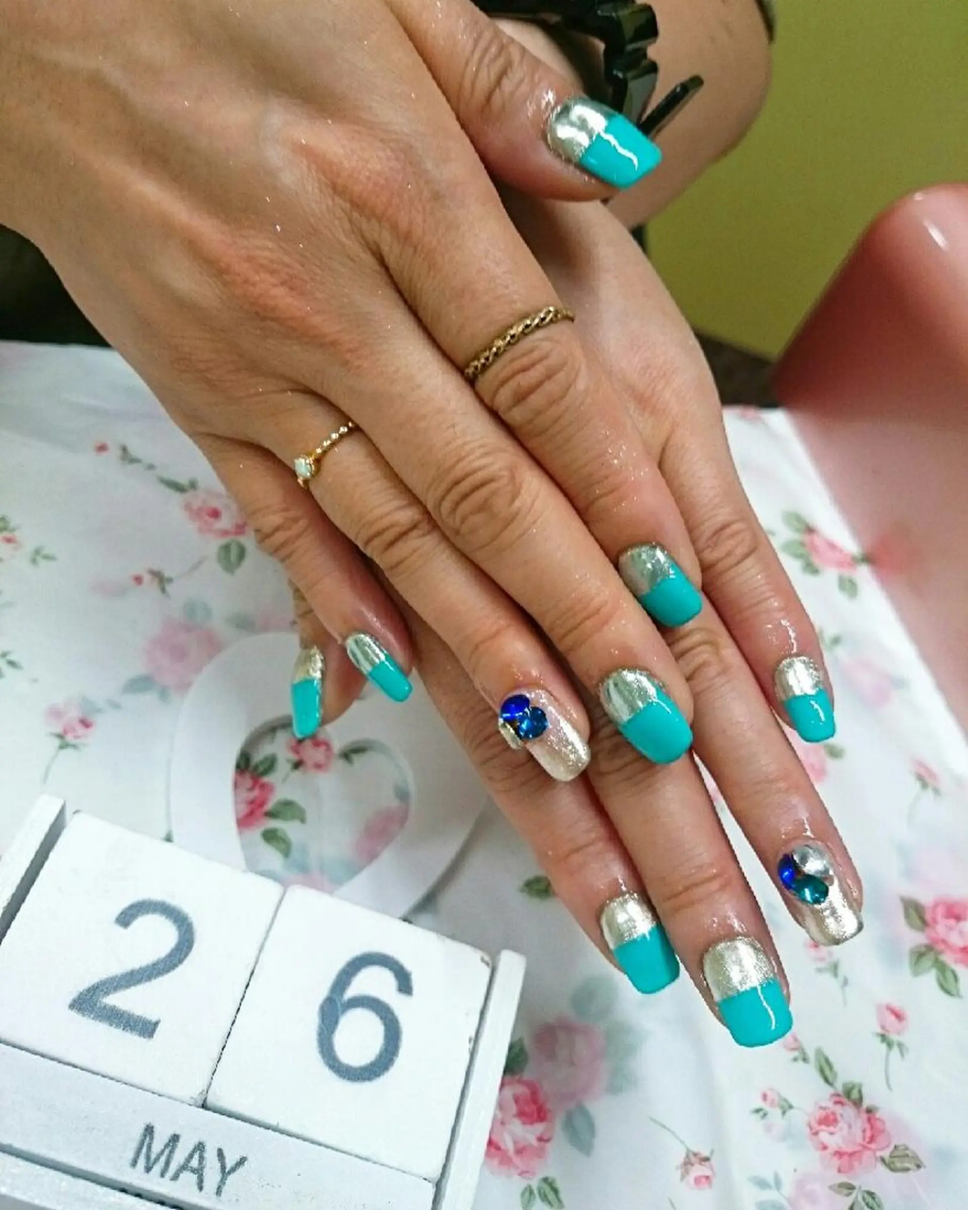 ネイル フレンチネイル ミラーネイル JEWEL nailのネイルデザイン