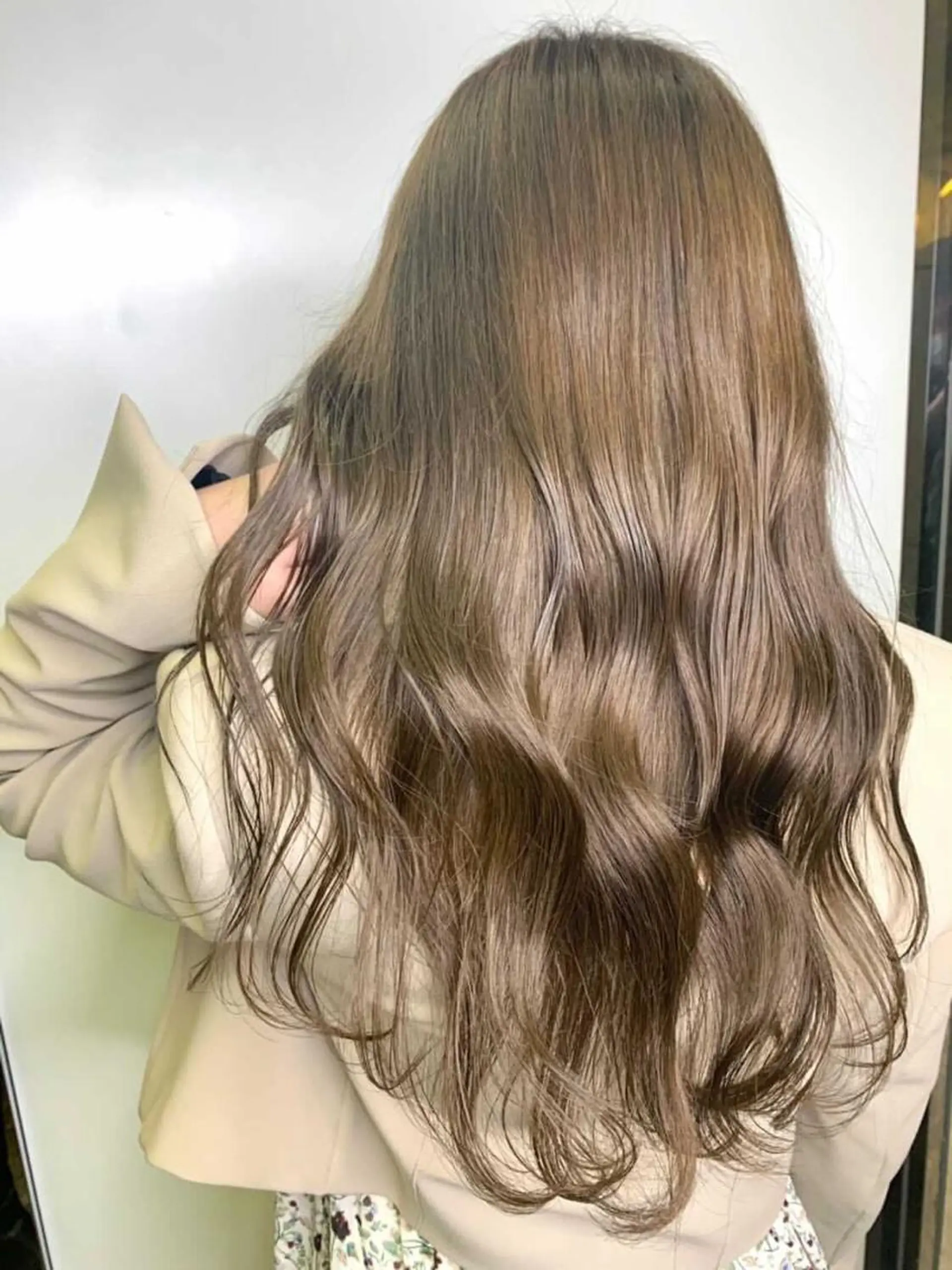 カラー ベージュカラー 🏄MUSASHI カラー/レイヤー/のヘアスタイル