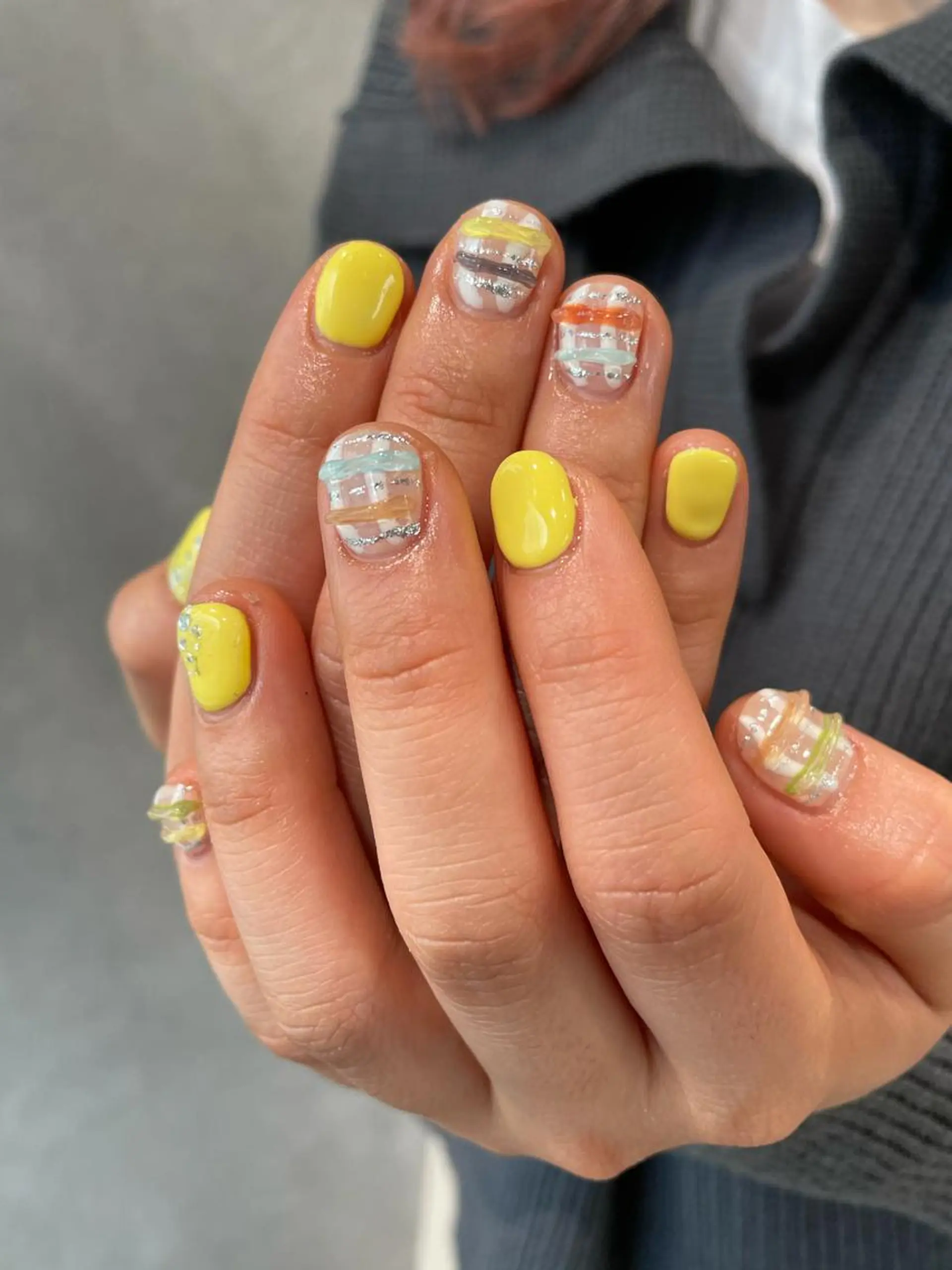 ネイル 春ネイル ハンドネイル ナチュラル透明感🌱 小山美樹子のヘアスタイル