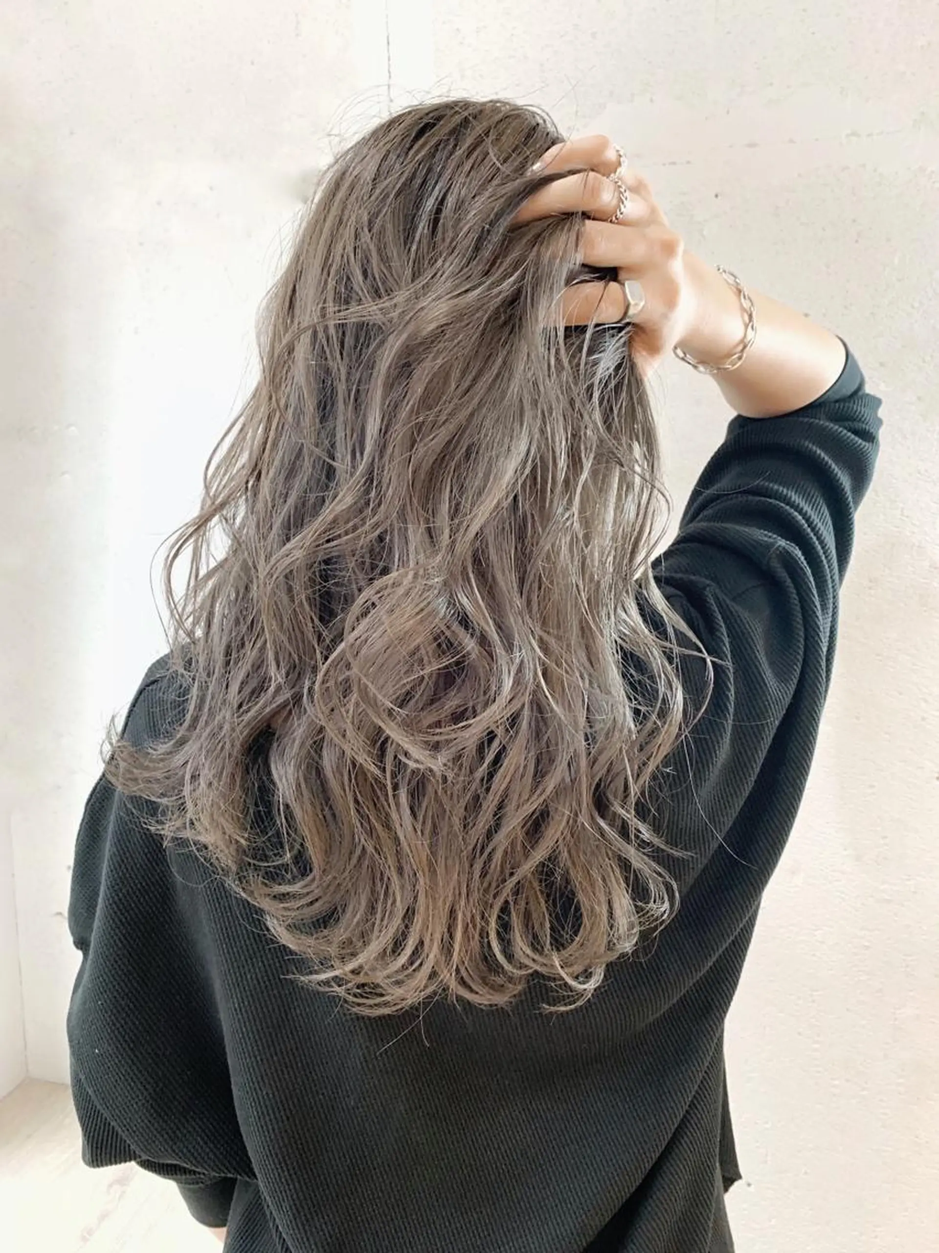 セミロング カラー ヘアアレンジ ヘアカラー WATARU🔥/ 外国人風ハイライトのヘアスタイル