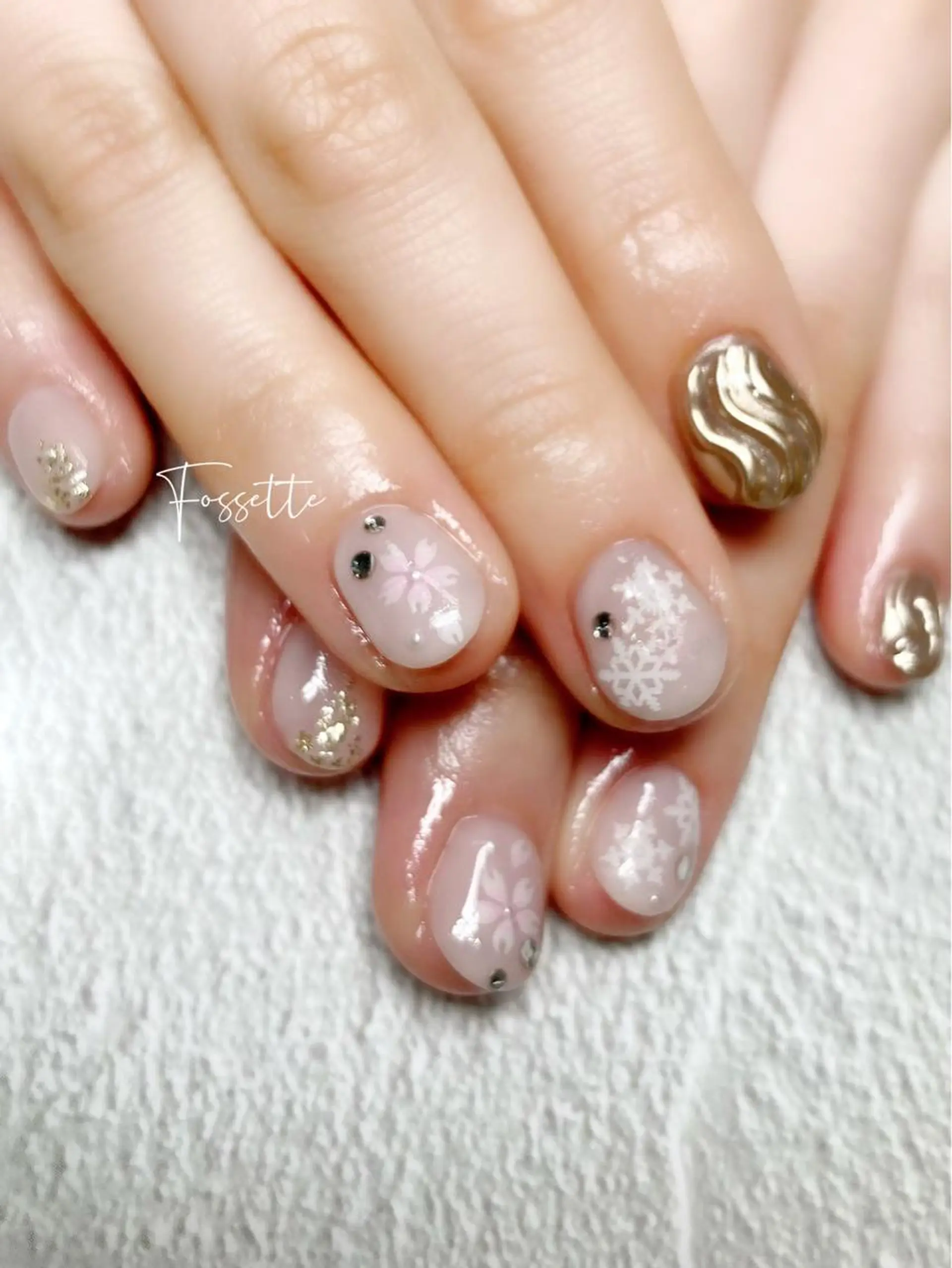 ネイル 桜ネイル 卒業式 ミラーネイル 春ネイル nailsalon Fossetteのネイルデザイン