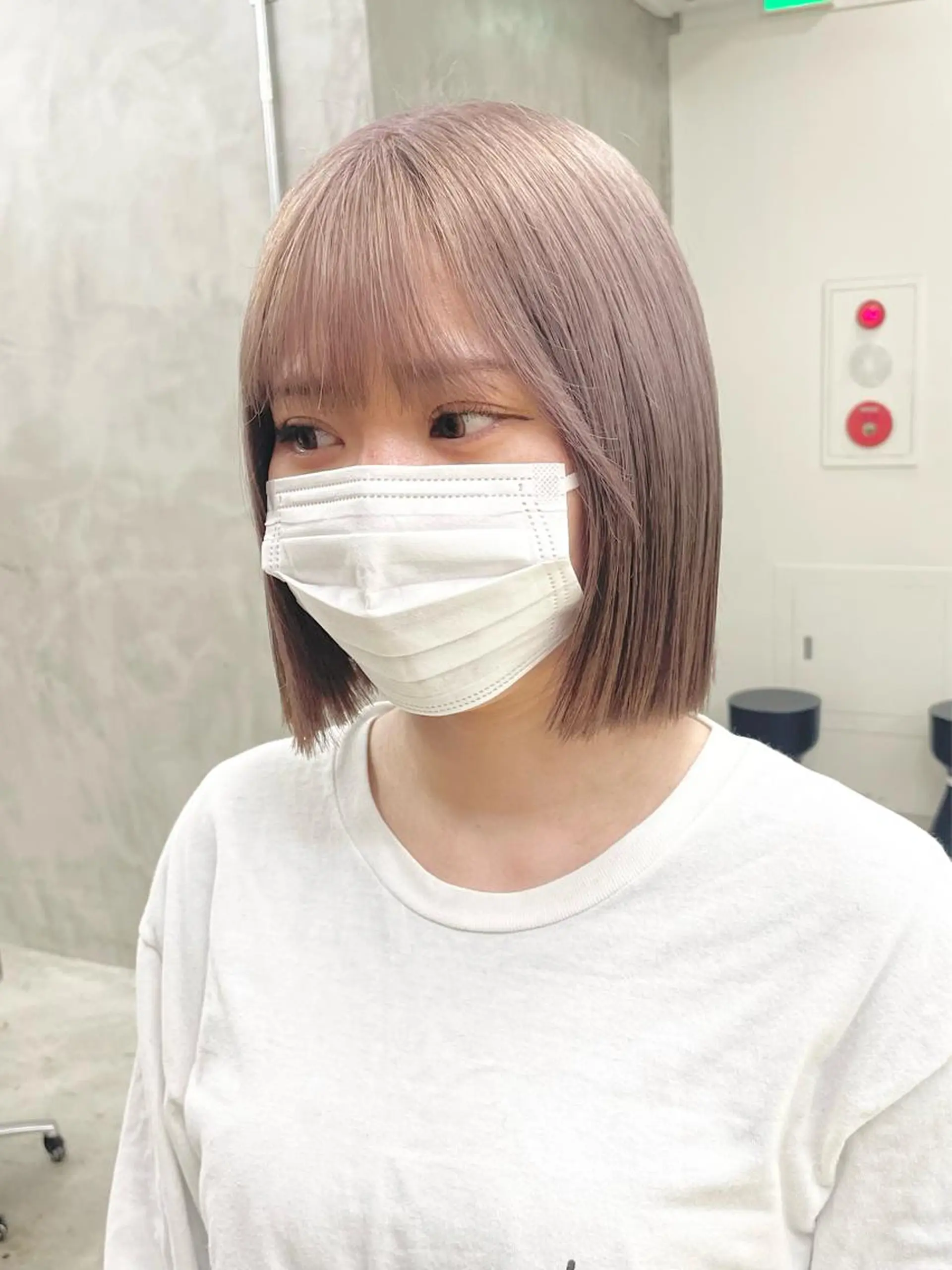 ミディアム カラー パーマ ヘアアレンジ メンズ ミディアムパーマ メンズバレイヤージュ メンズブリーチ センターパート フェードカット ハイトーン/レイヤー 🌸さくらのヘアスタイル