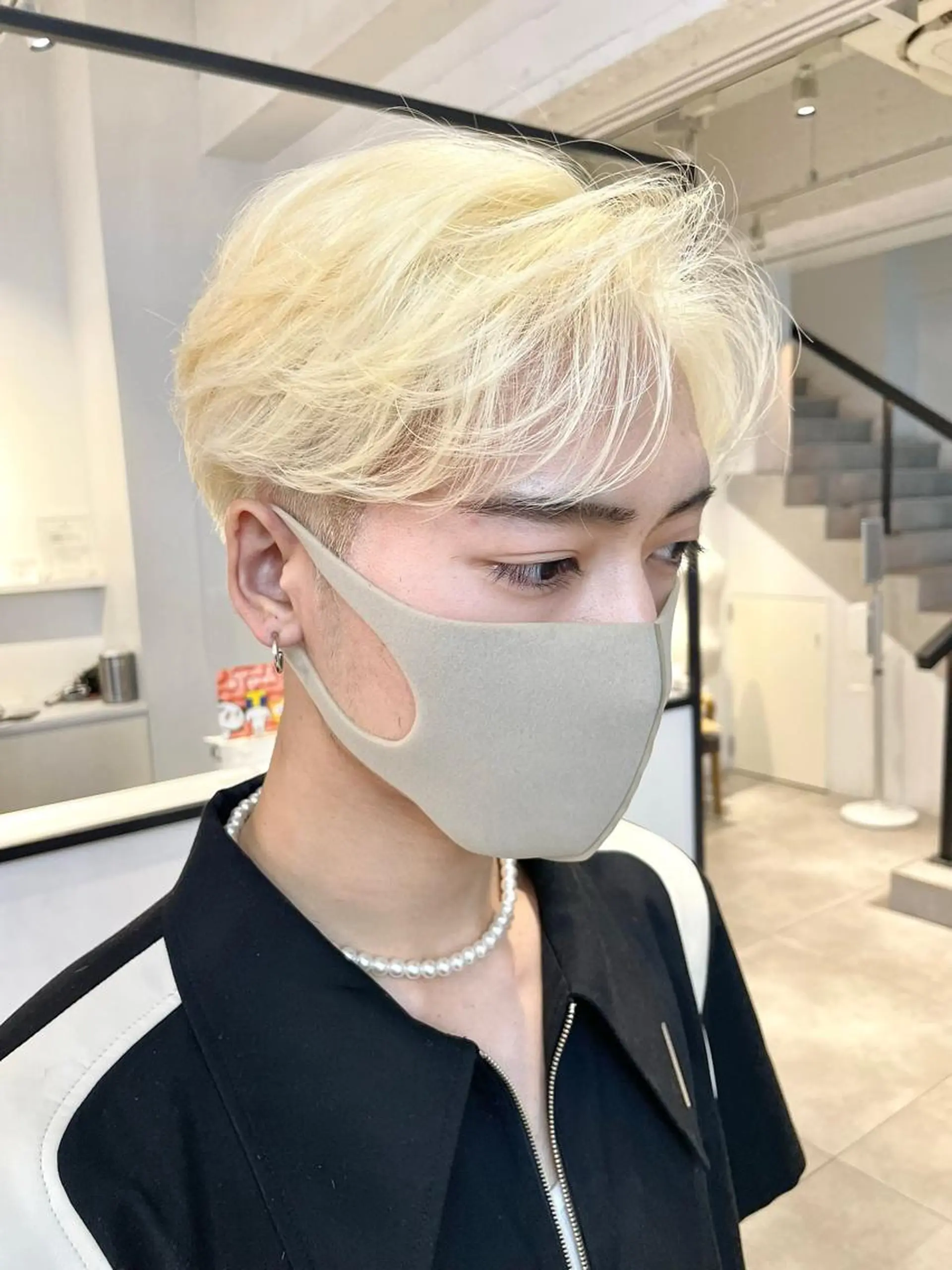 ショート カラー メンズ ヘアカラー 🇰🇷カルマパーマ kaito🇰🇷のヘアスタイル