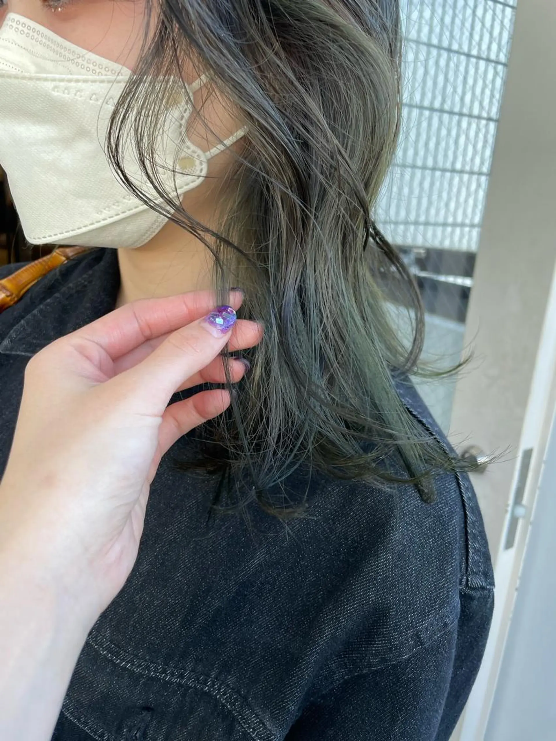 セミロング カラー ファッションに 溶け込むstyleのヘアスタイル