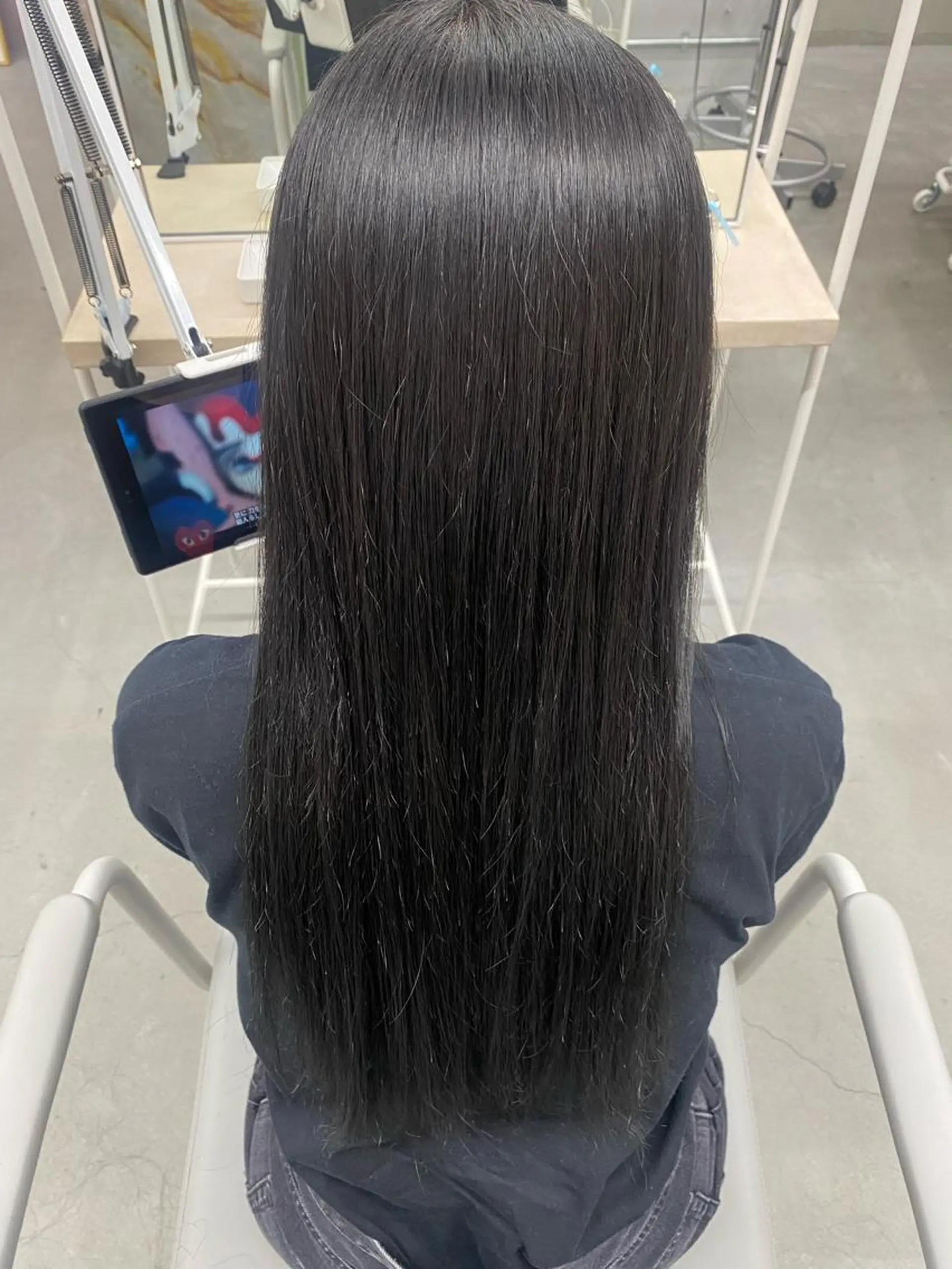 ロング ヘアカラー トリートメント qulim所属・前橋 姫奈のヘアスタイル