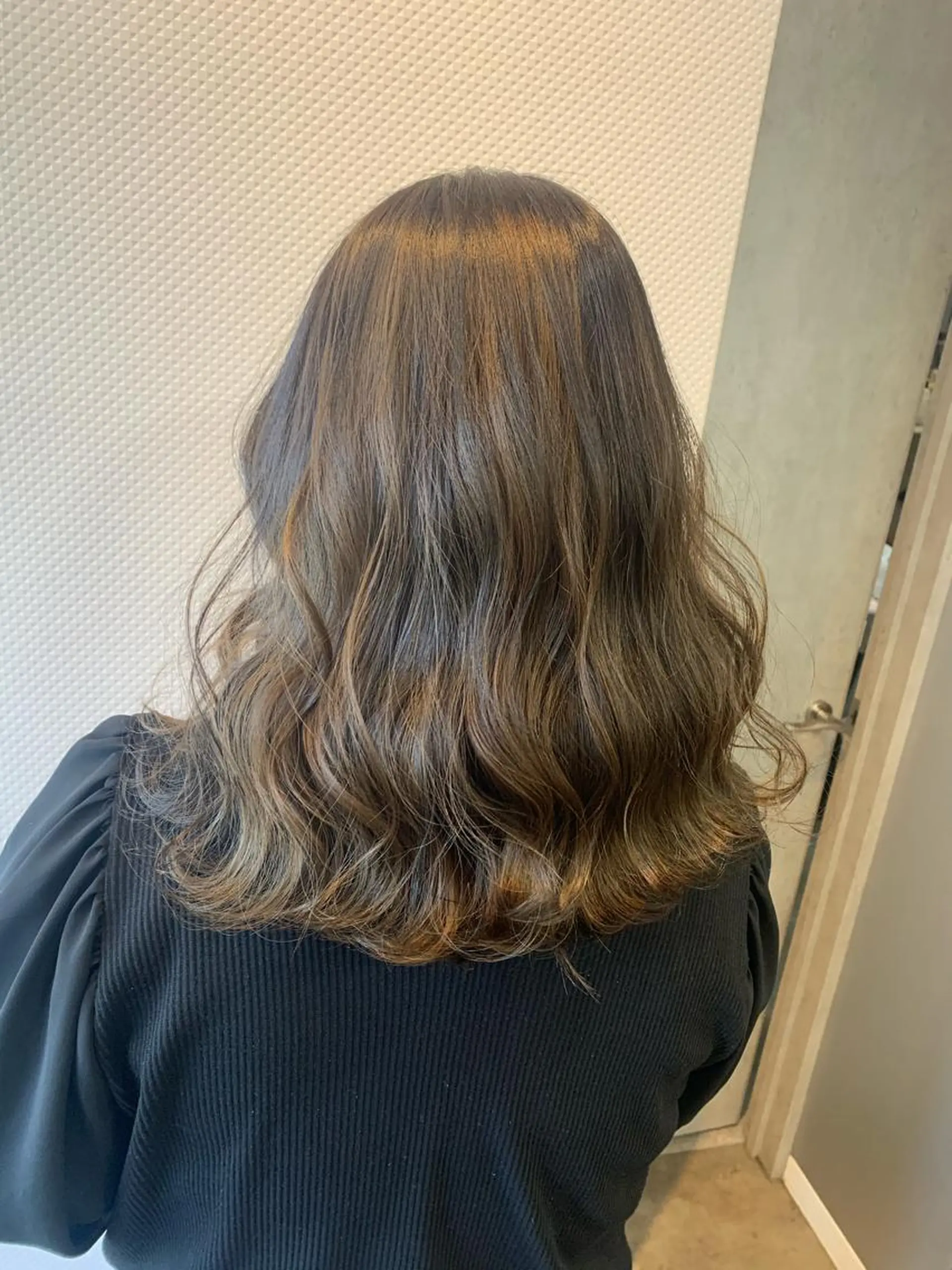 セミロング カラー ベージュカラー ブリーチ ブリーチなしカラー ヘアカラー トリートメント ヘアセット 透け感✨ダメージレス カラーHana🤍のヘアスタイル