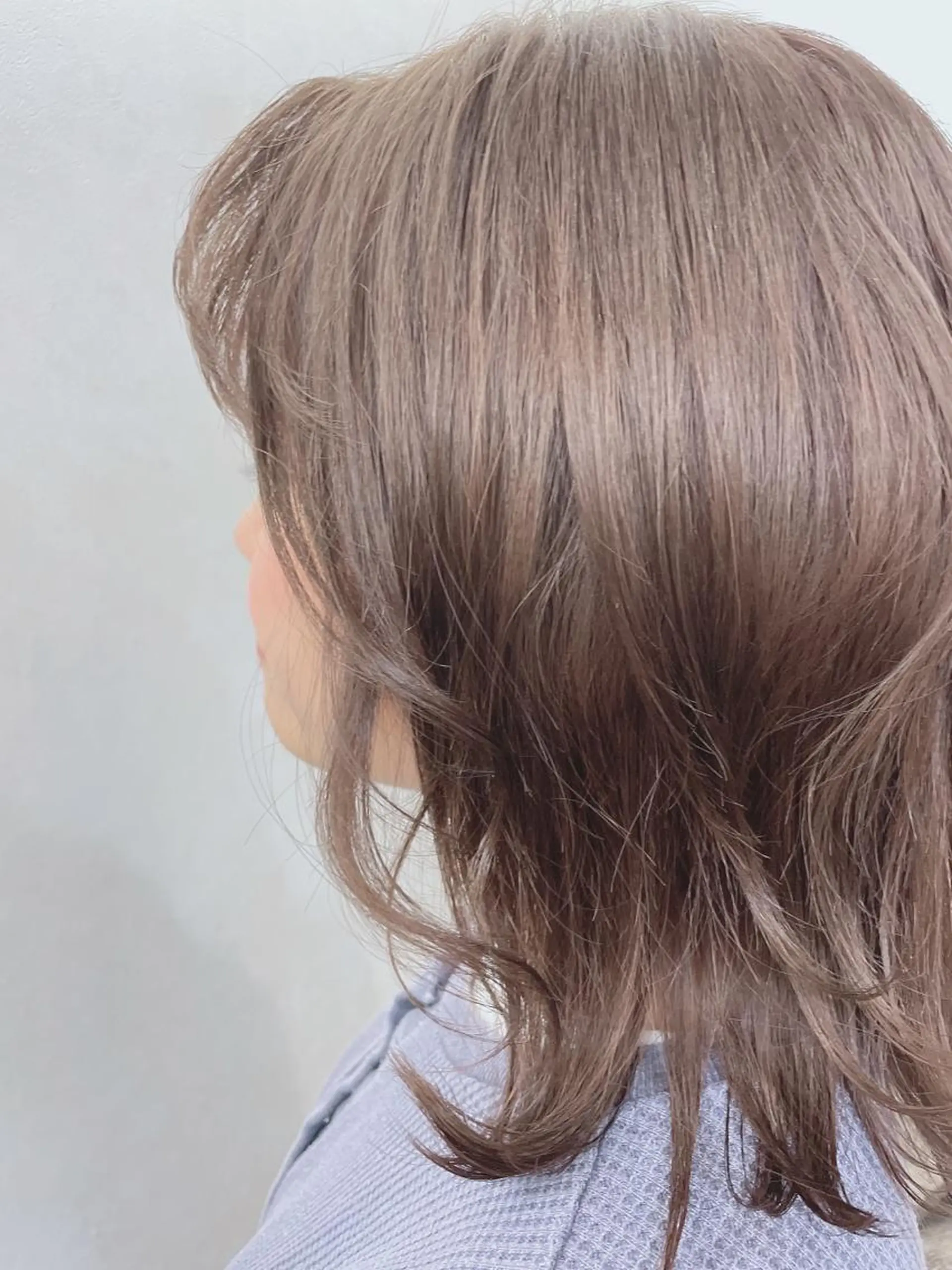 ミディアム カラー ベージュカラー TOWA 野村　コウダイのヘアスタイル