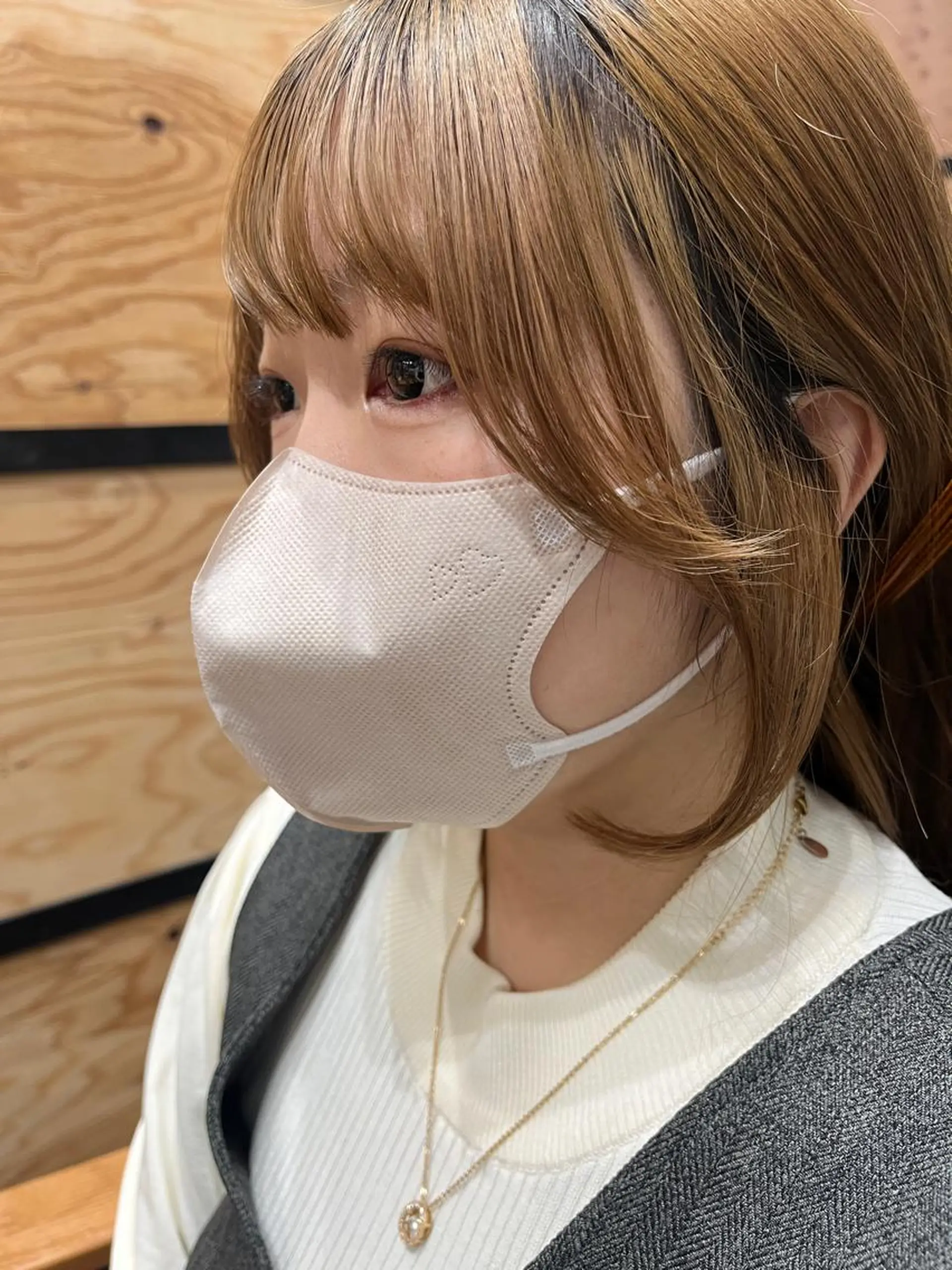 セミロング カラー パーマ ヘアアレンジ メンズ キッズ ネイル マツエク・マツパ アイブロウ メンズブリーチ メンズハイライト メンズインナーカラー メンズ韓国風 ブリーチ 久木原 ゆりのヘアスタイル