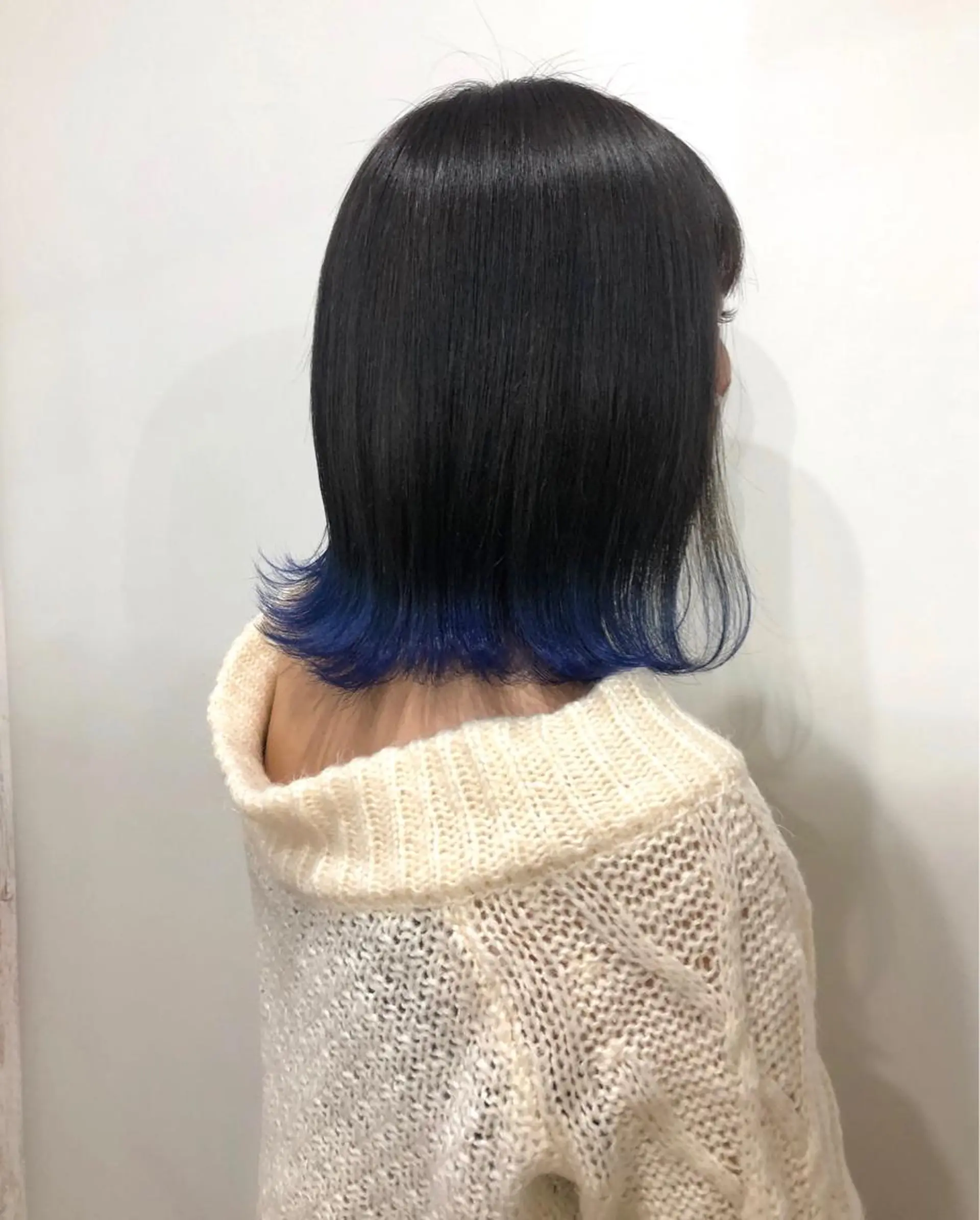 カラー white.梅田 デザインカラー🦄のヘアスタイル
