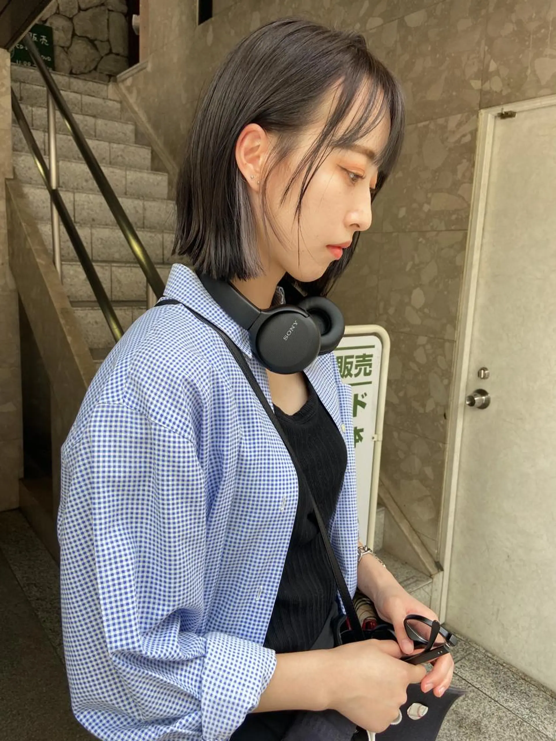 ミディアム カラー インナーカラー ヘアカラー 岡本康平/ボブ /ブリーチ/レイヤーのヘアスタイル