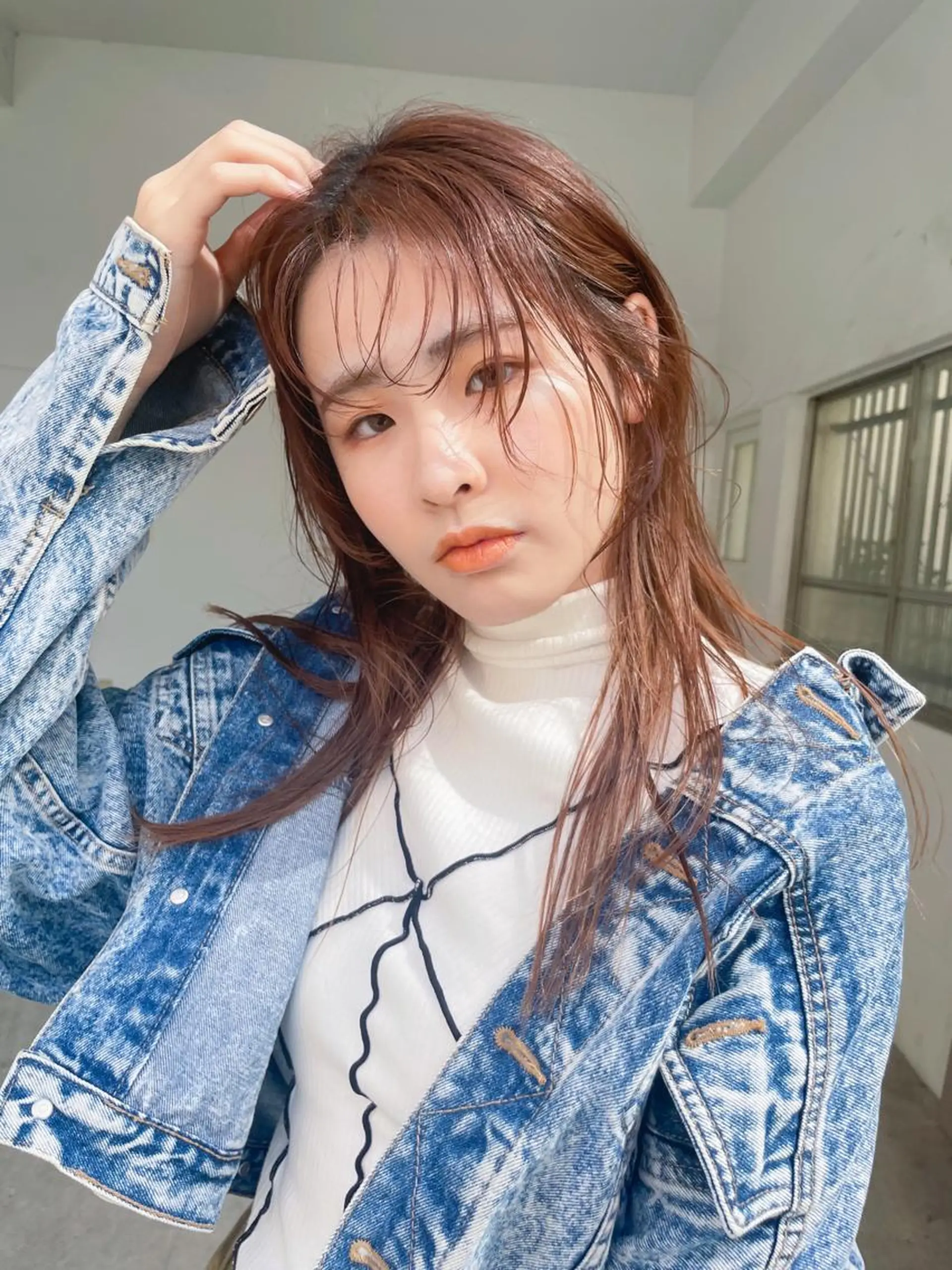 セミロング カラー ベージュカラー オレンジ オレンジベージュ カット ヘアカラー レイヤー/高橋 みく /池下/千種のヘアスタイル