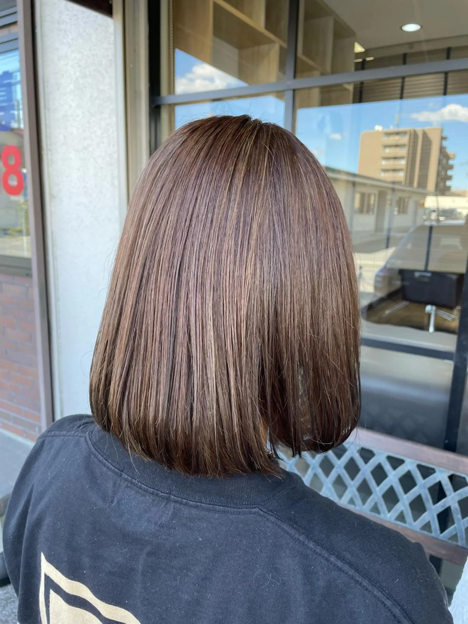 ミディアム ボブ ハイライト 佐々木 浩之のヘアスタイル