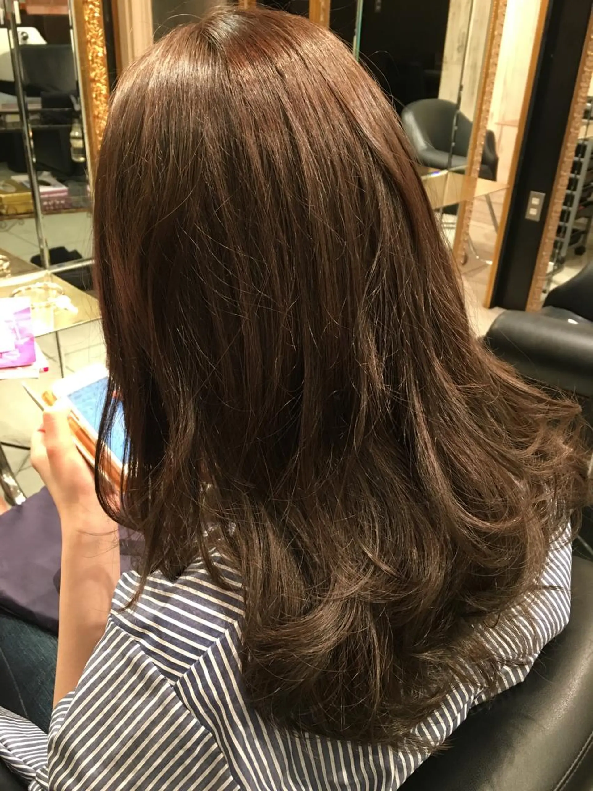 ミディアム カラー アッシュ ブルーカラー ブルーアッシュ レイヤーカット 永井大樹✨ 透明感カラー✨のヘアスタイル