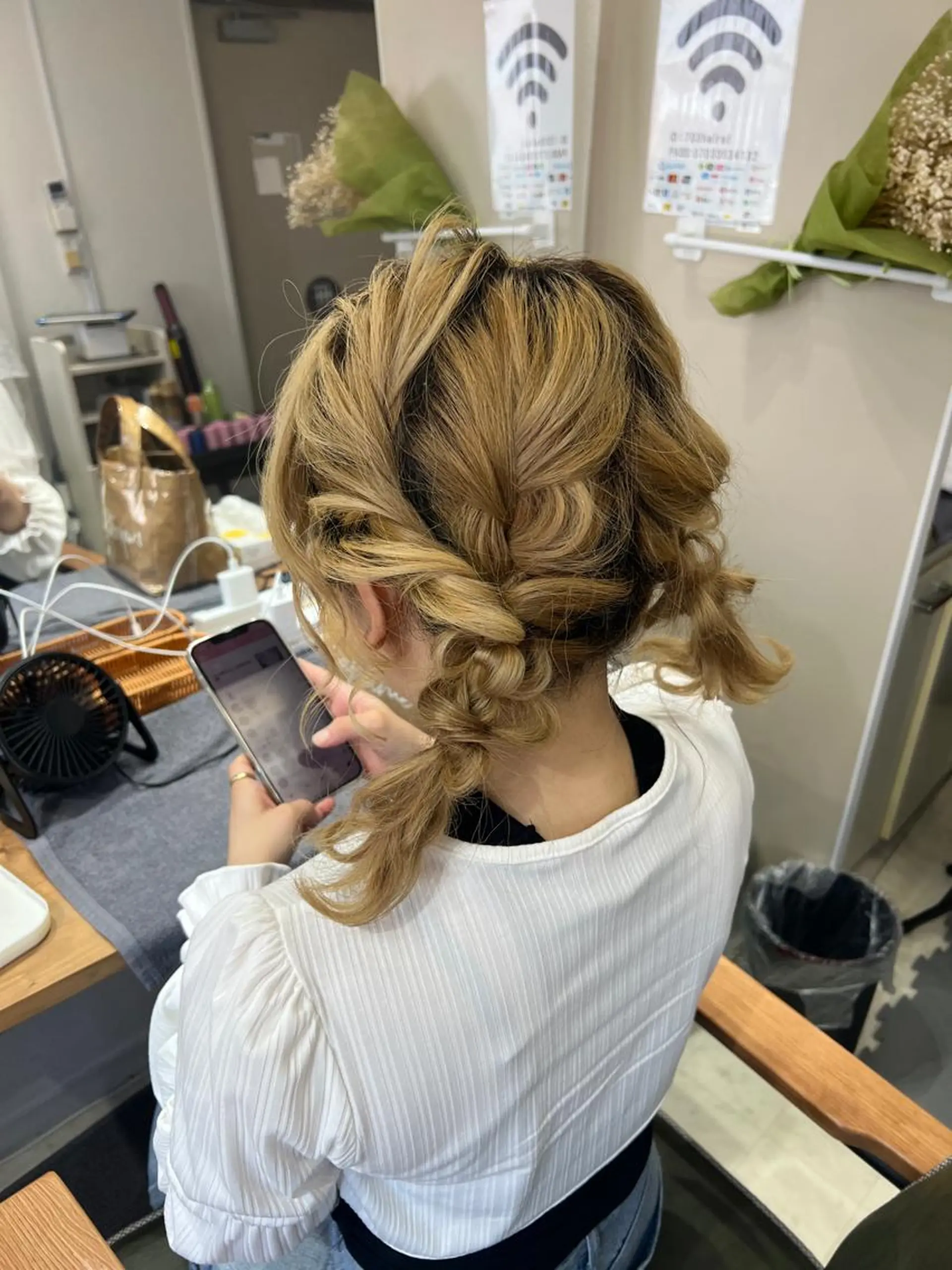 ミディアム ヘアアレンジ ツインテール 山室 敬義のヘアスタイル