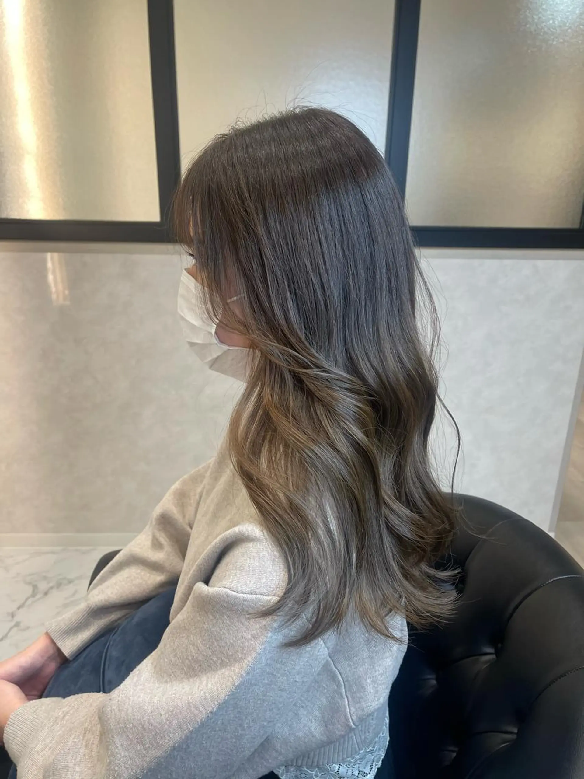 セミロング カラー カット ヘアカラー トリートメント &chaLme   心斎橋所属・emi/髪質改善/ 韓国風/艶カラーのヘアスタイル