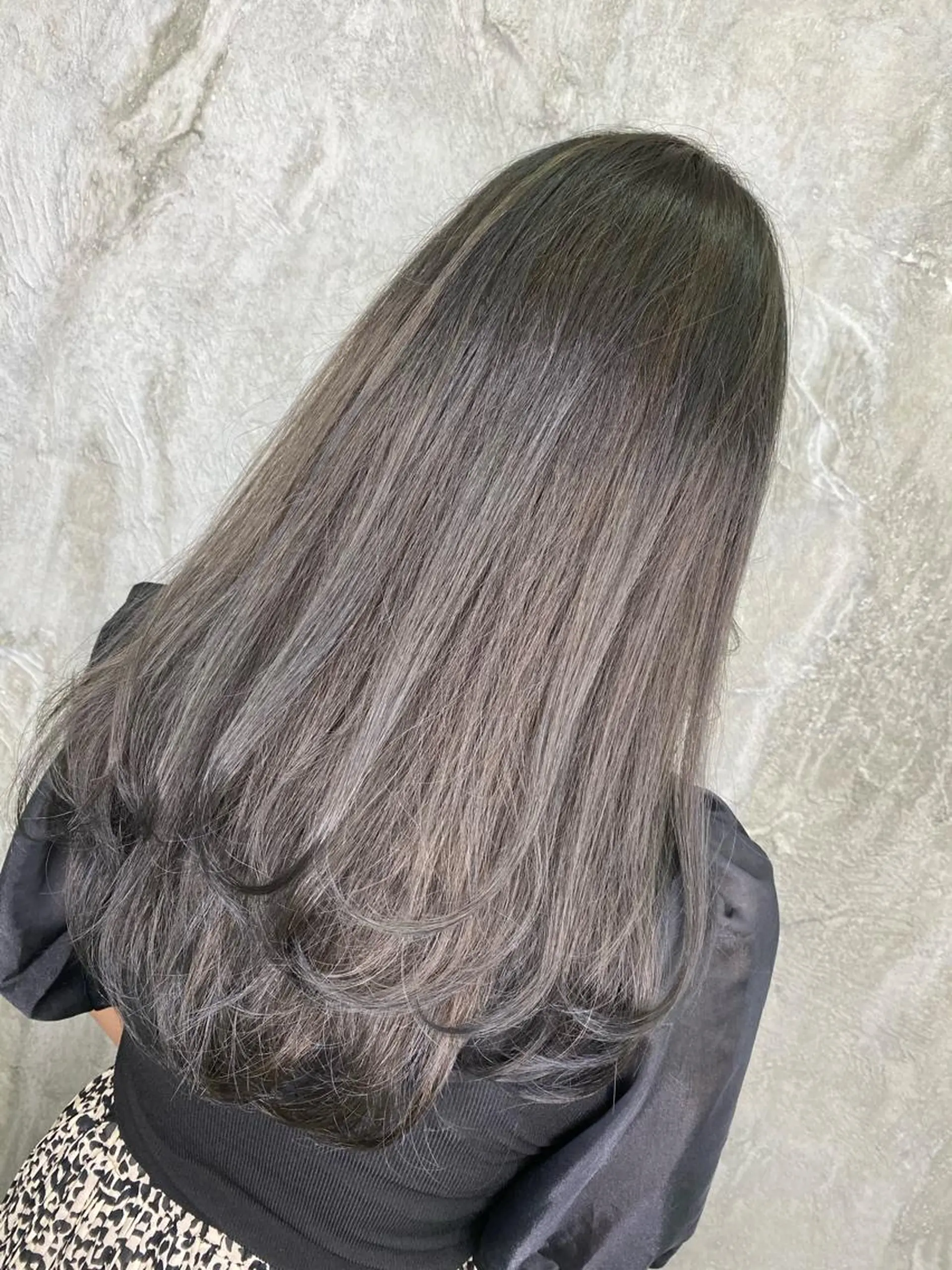 セミロング カラー ヘアカラー トリートメント 寺門 拓馬のヘアスタイル