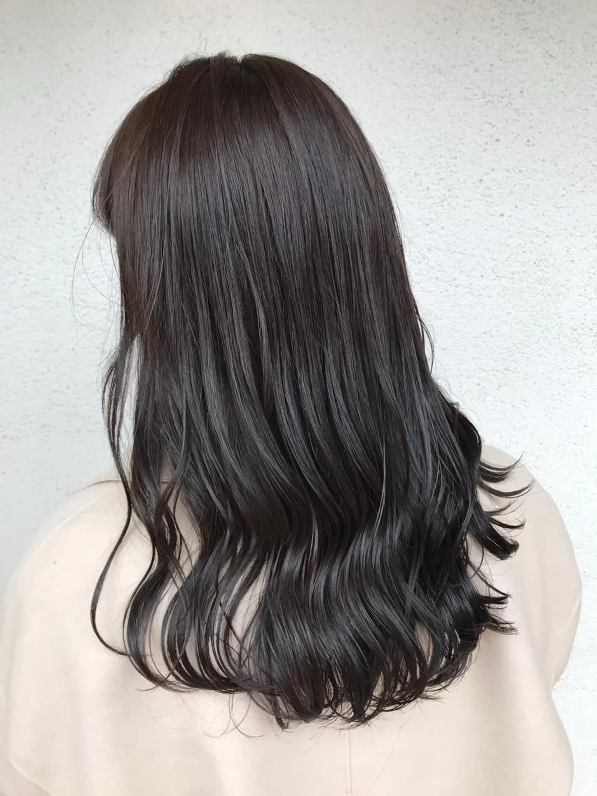 ロング カラー ニュアンスパーマ／ レイヤー／茶屋町のヘアスタイル