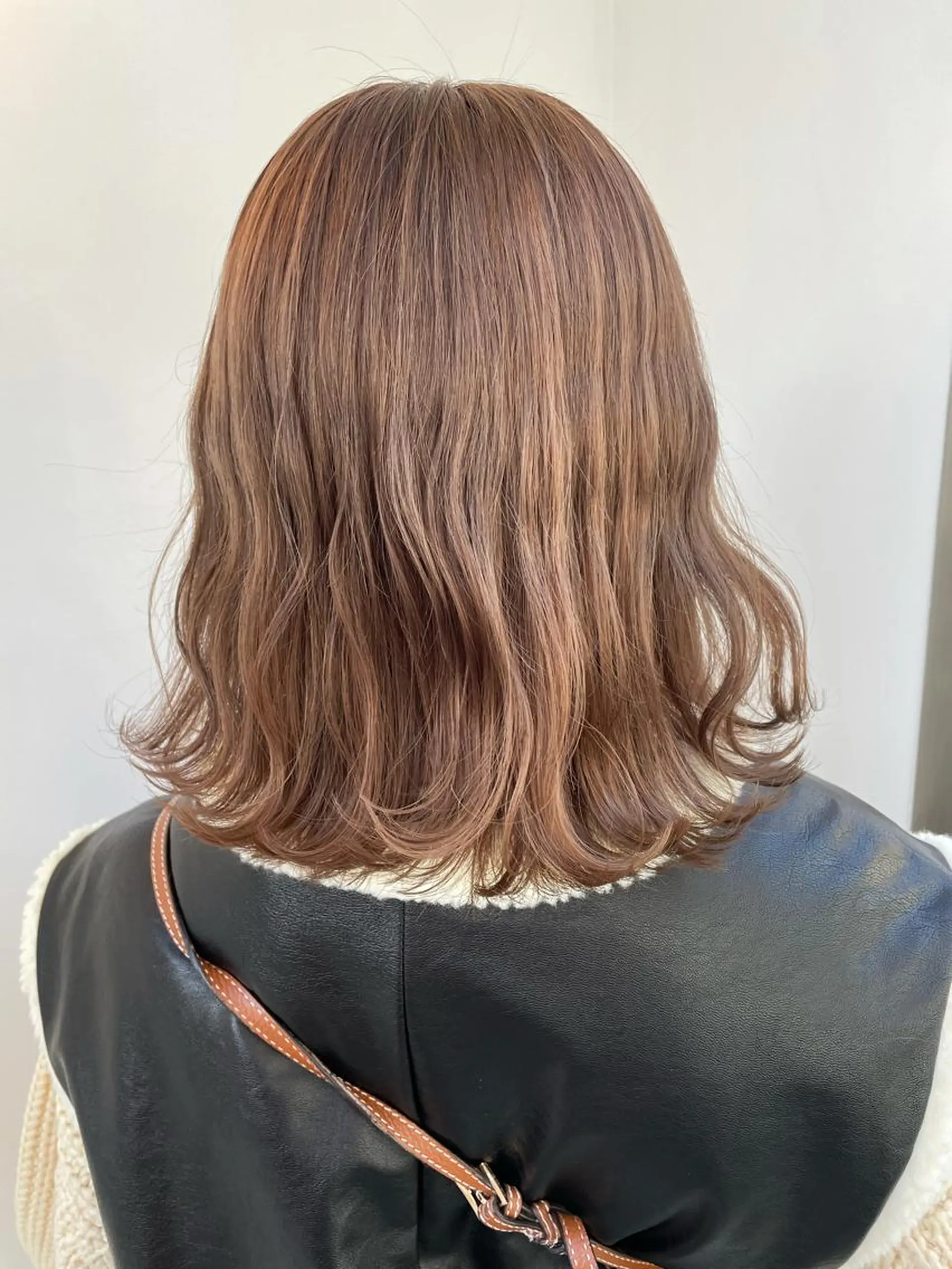 ミディアム カラー ベージュカラー ブリーチ ラベンダーカラー ラベンダーベージュ ヘアカラー 中目黒🌼 🌼ハナのヘアスタイル