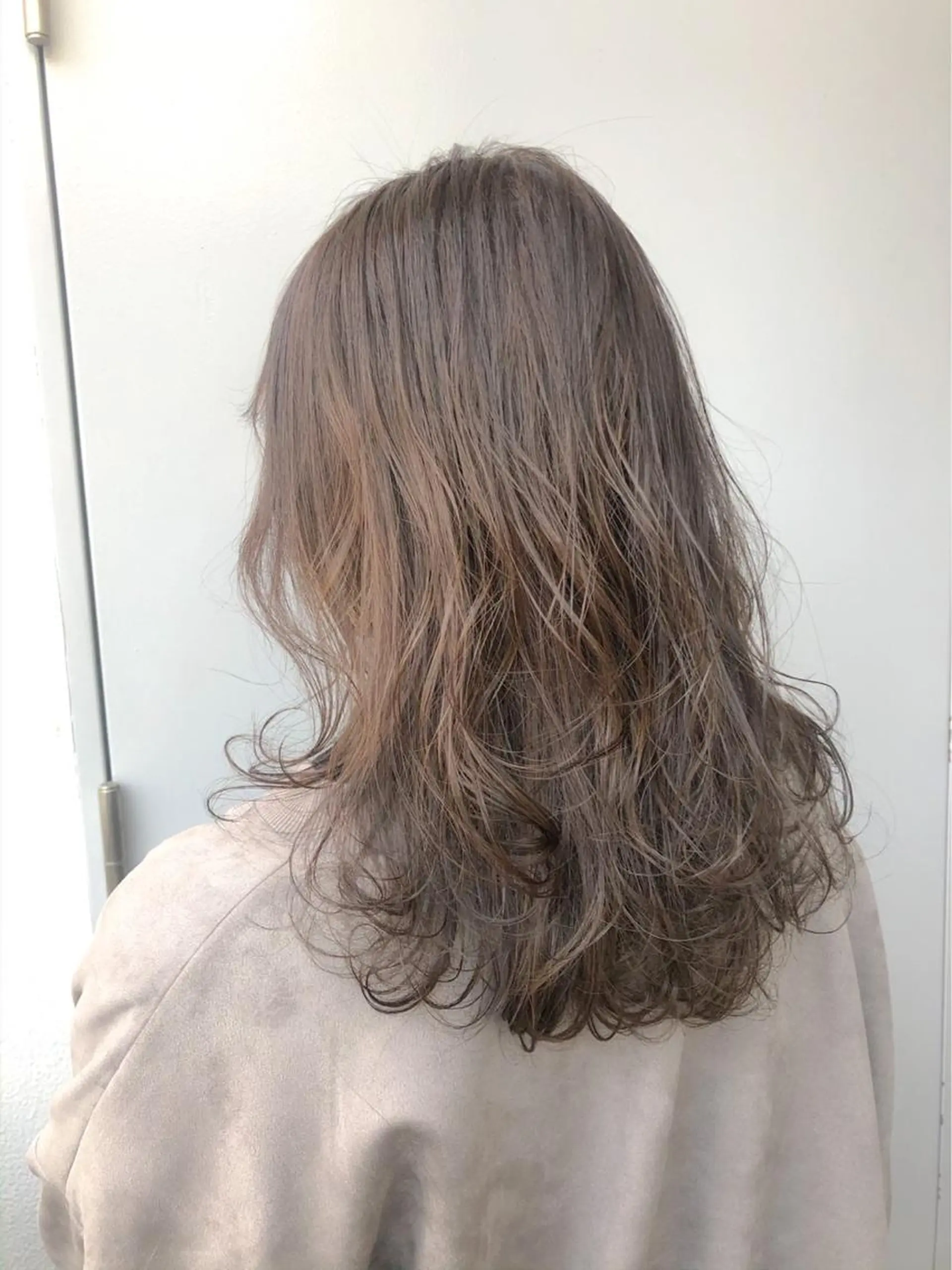 ロング カラー *モデル募集🤍横浜 透明感カラー🫧のヘアスタイル