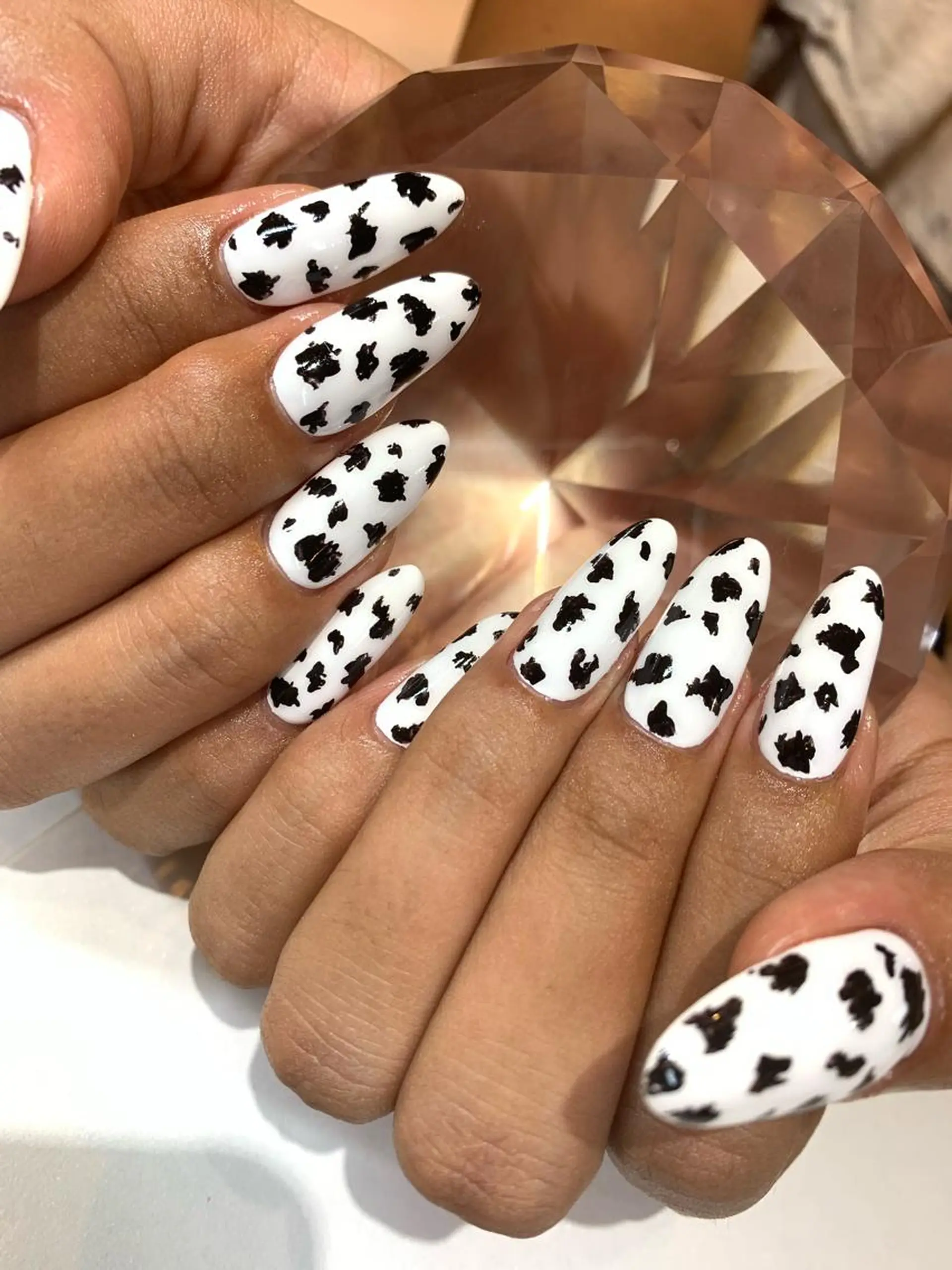 ロング ネイル ハンドネイル glow_ nailのネイルデザイン