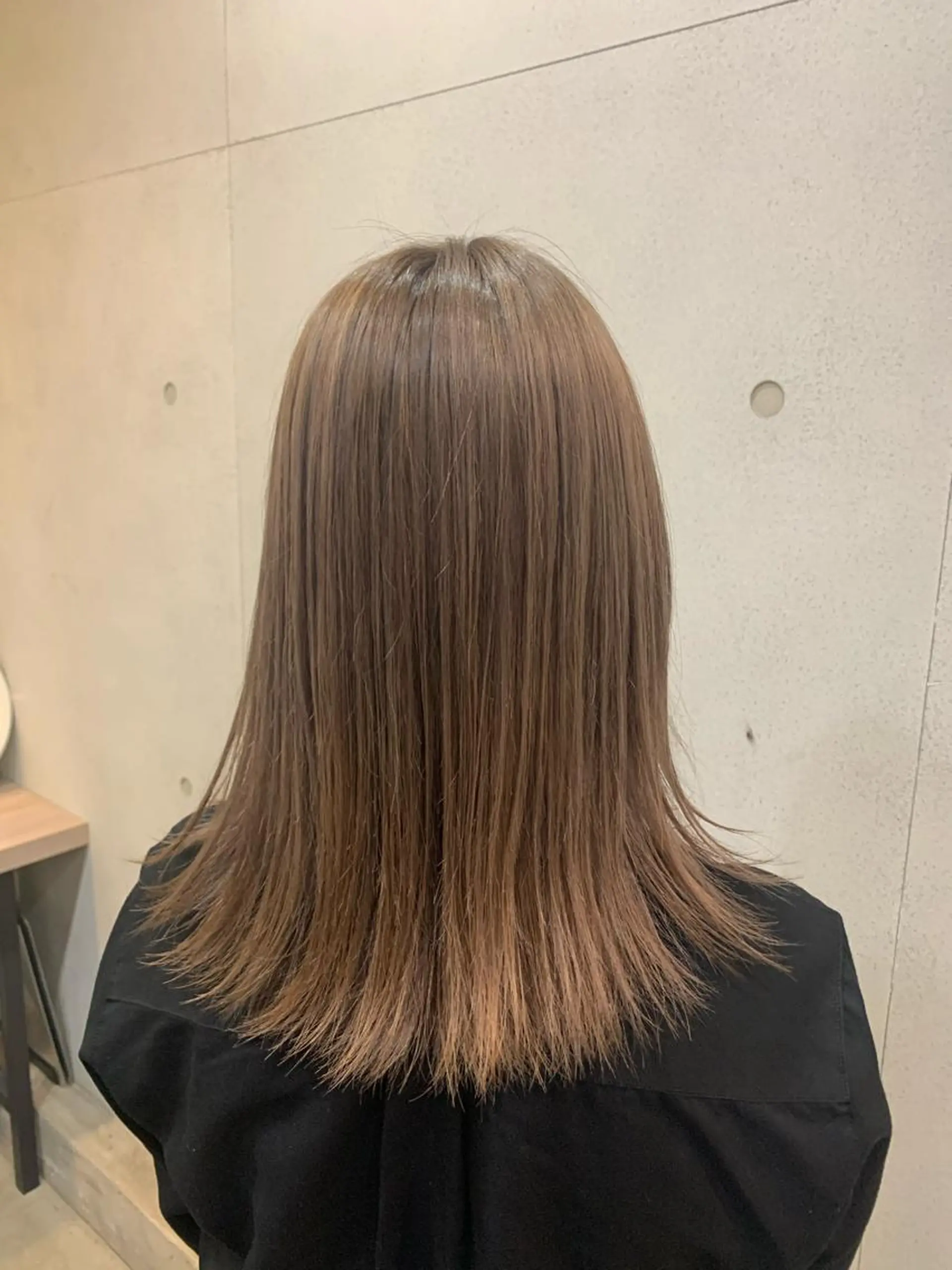 ミディアム おせ ちさとのヘアスタイル